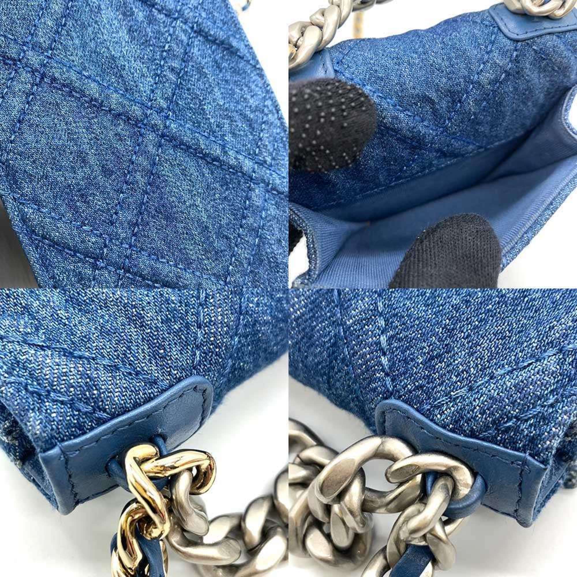 Chanel Denim Blue Denim Pochette Shoulder Bag (Pre-Owned)