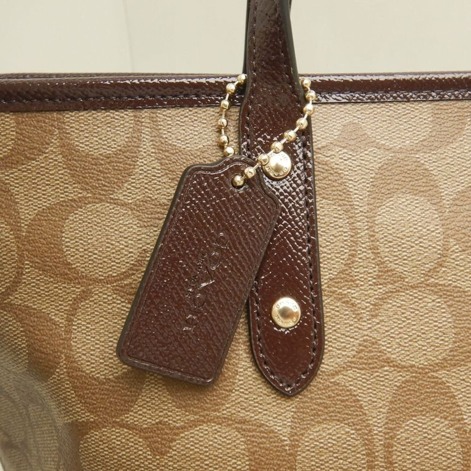 Coach Signature Beige Coated Canvas Tote Bag (Pre-Owned)
