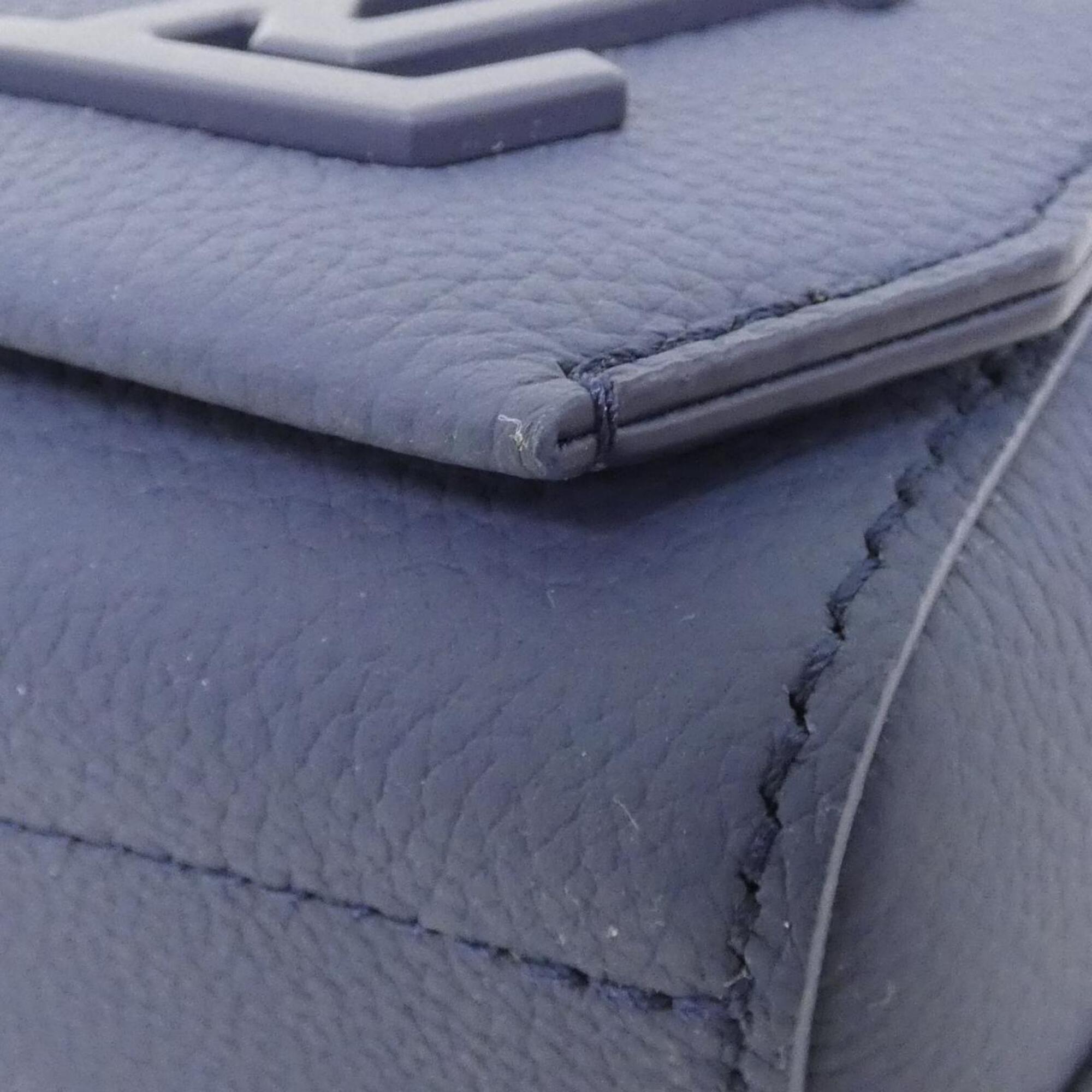 Louis Vuitton Blue Leather Shoulder Bag (Pre-Owned)