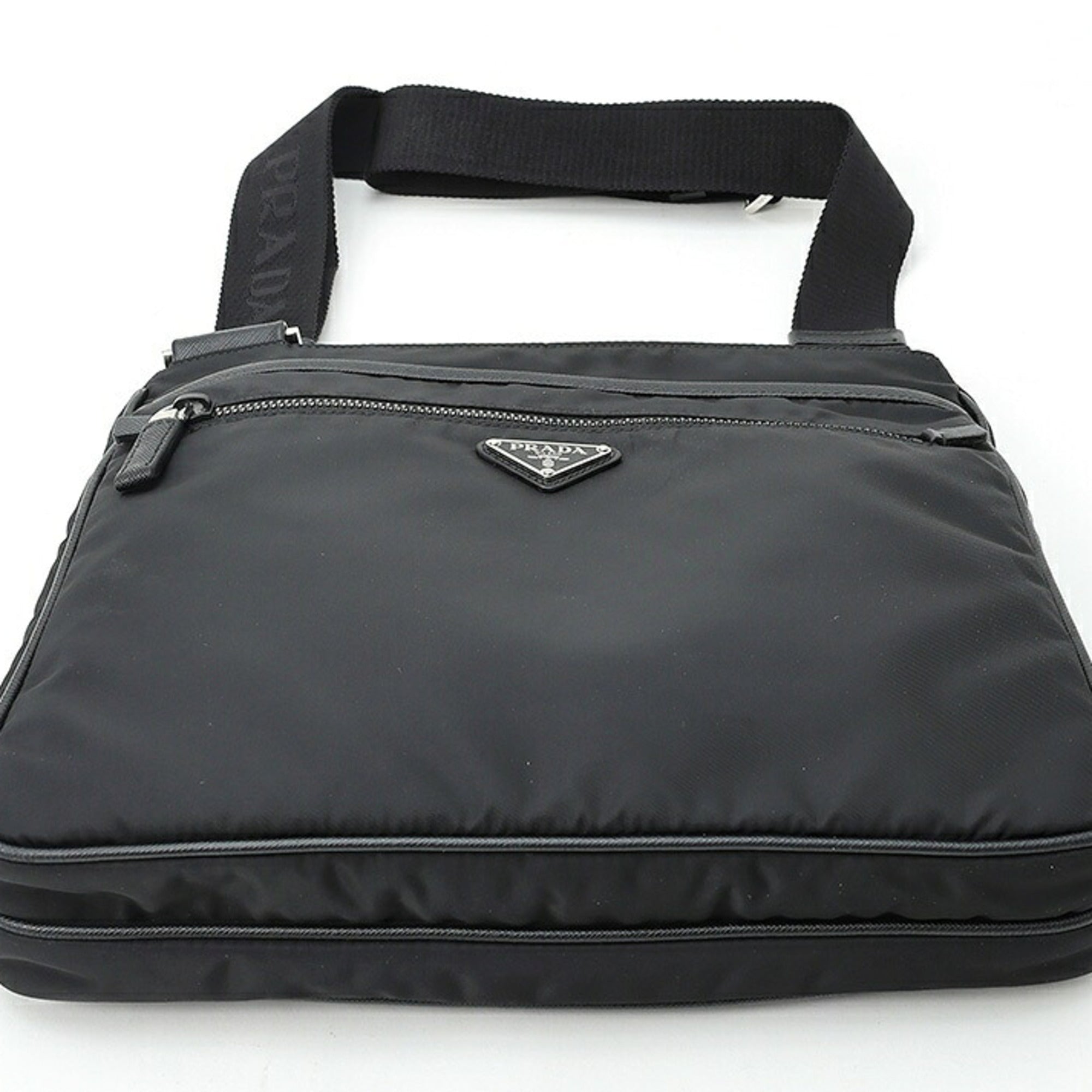 Prada Black Nylon Fabric Shoulder Bag (Pre-Owned)