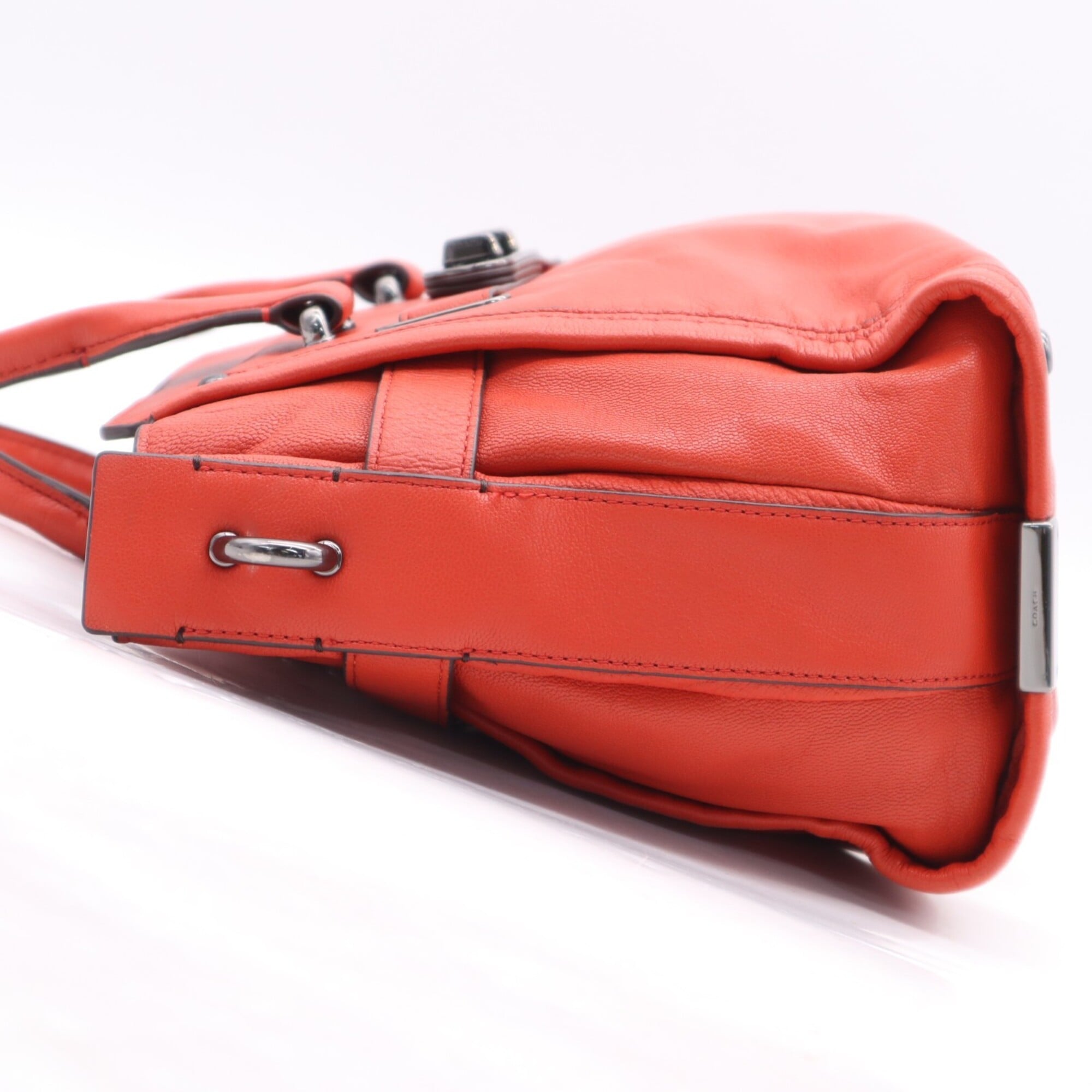 Coach Orange Leather Handbag (Pre-Owned)