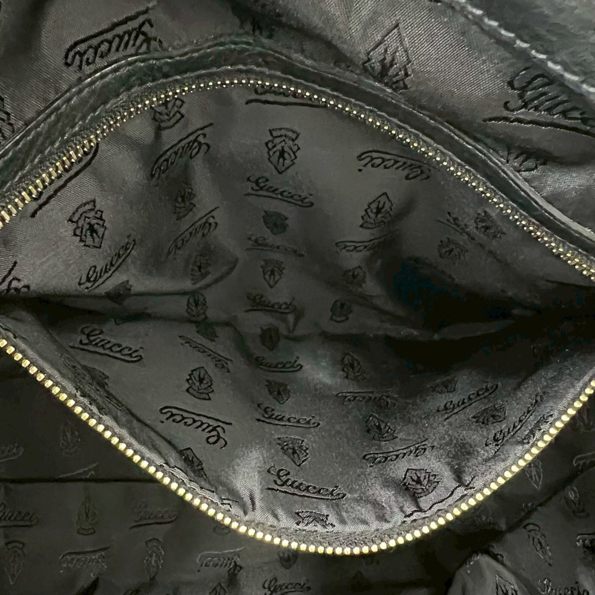 Gucci Black Leather Boston Bag Handbag (Pre-Owned)