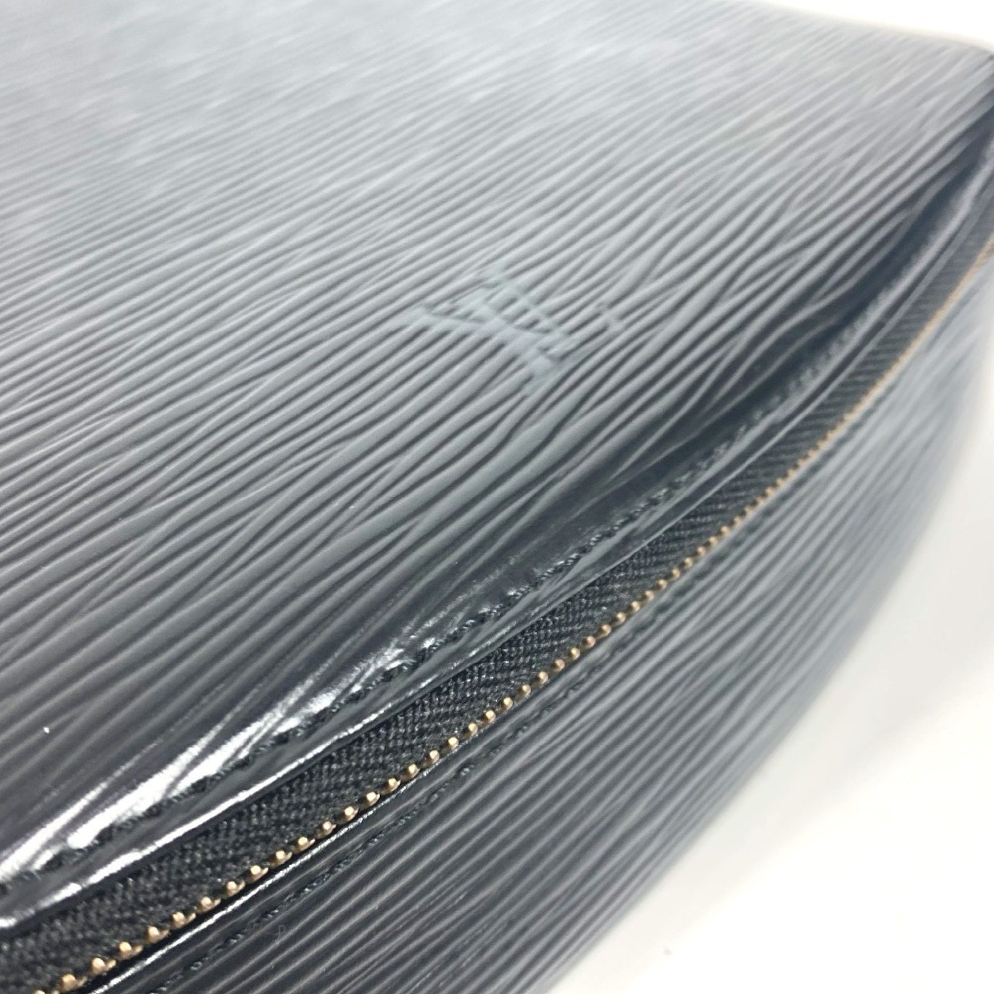 Hermes Black Leather Pouch (Pre-Owned)
