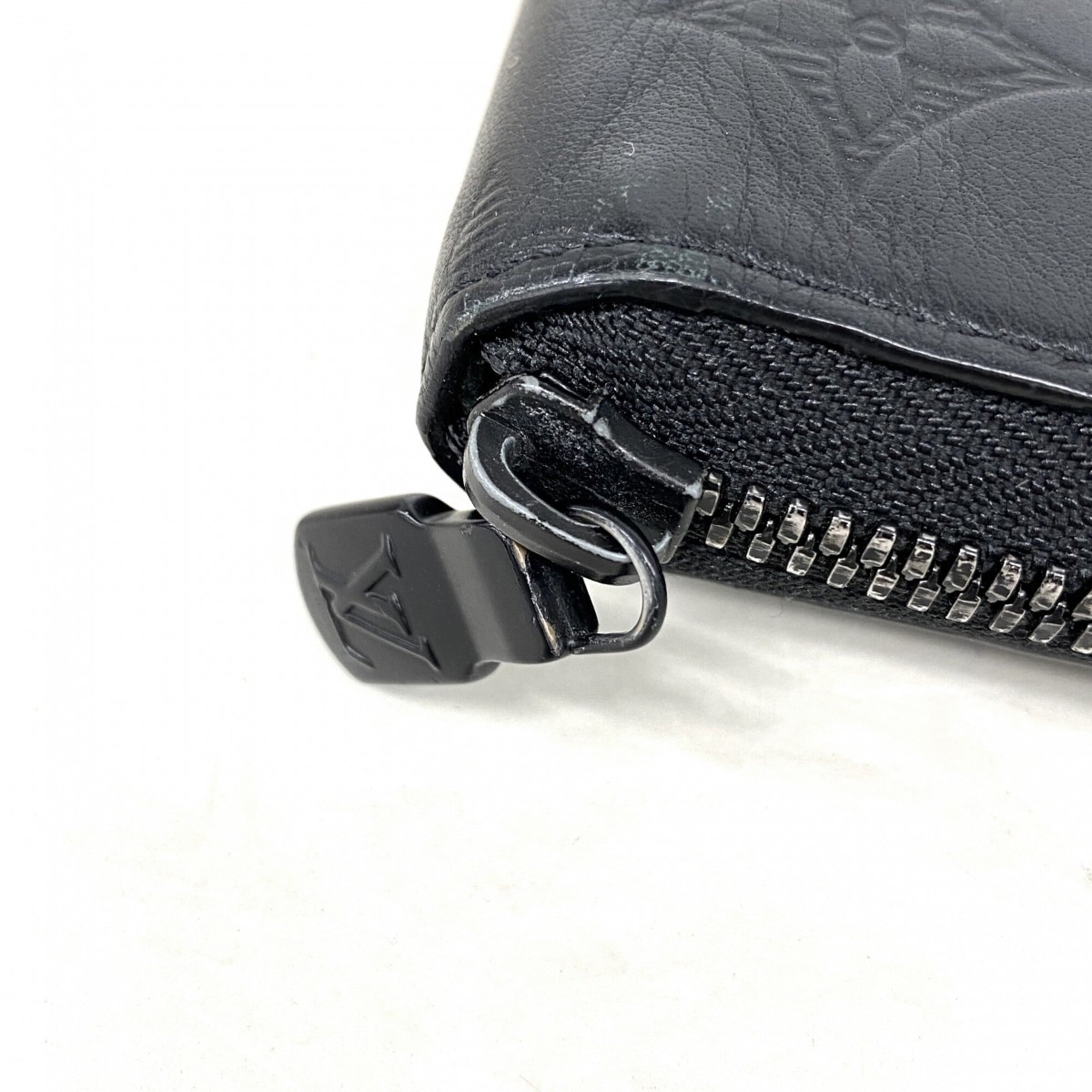 Louis Vuitton Black Long Wallet (Bi-Fold) (Pre-Owned)
