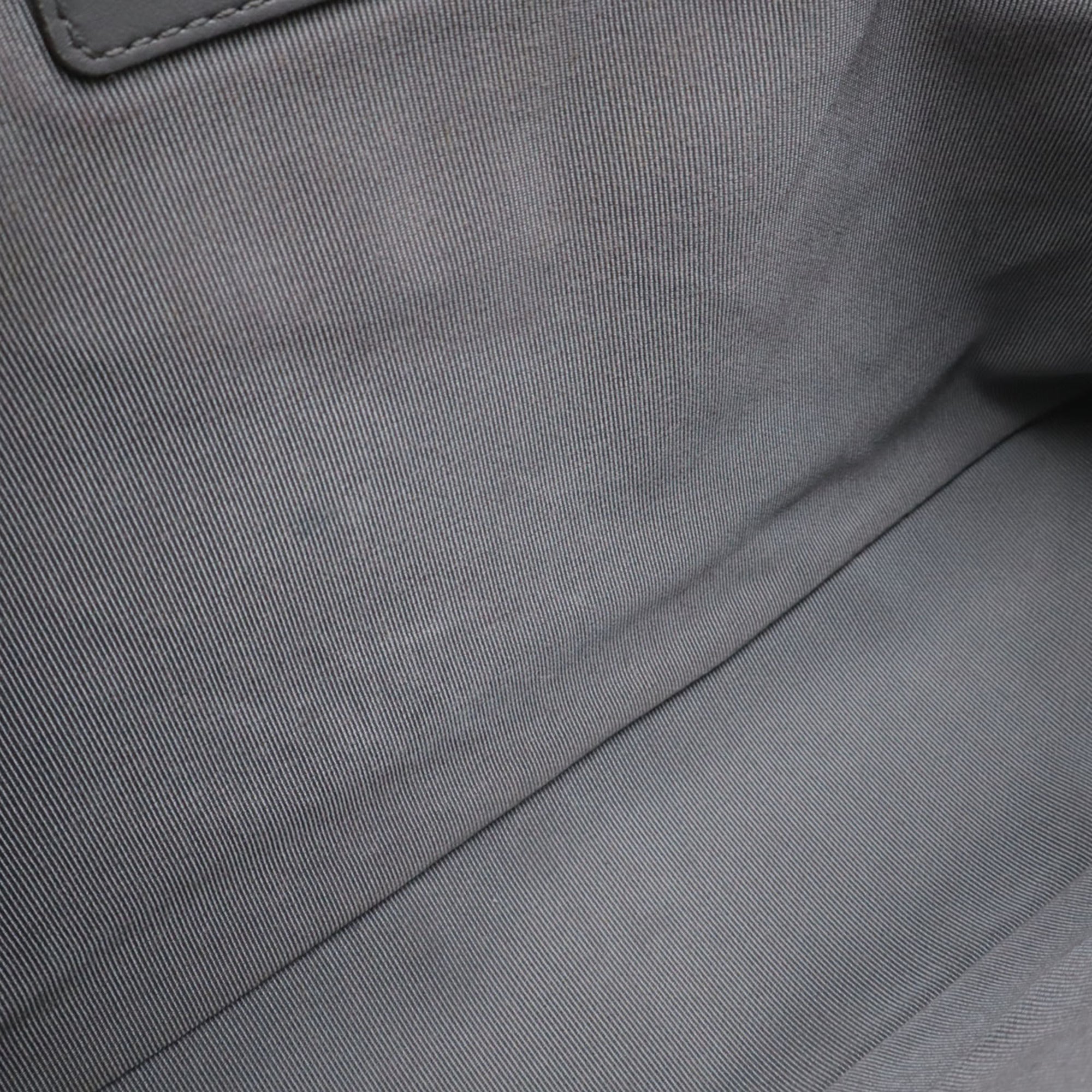 Chanel Matelasse Black Leather Shoulder Bag (Pre-Owned)