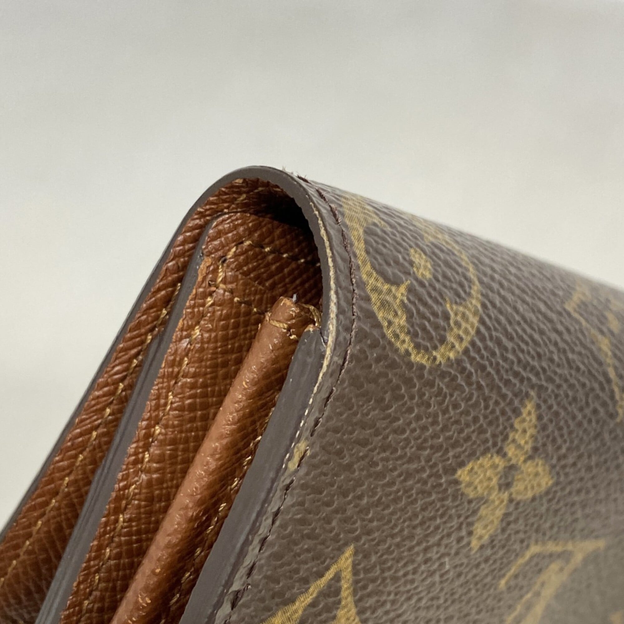 Louis Vuitton Brown Long Wallet (Bi-Fold) (Pre-Owned)