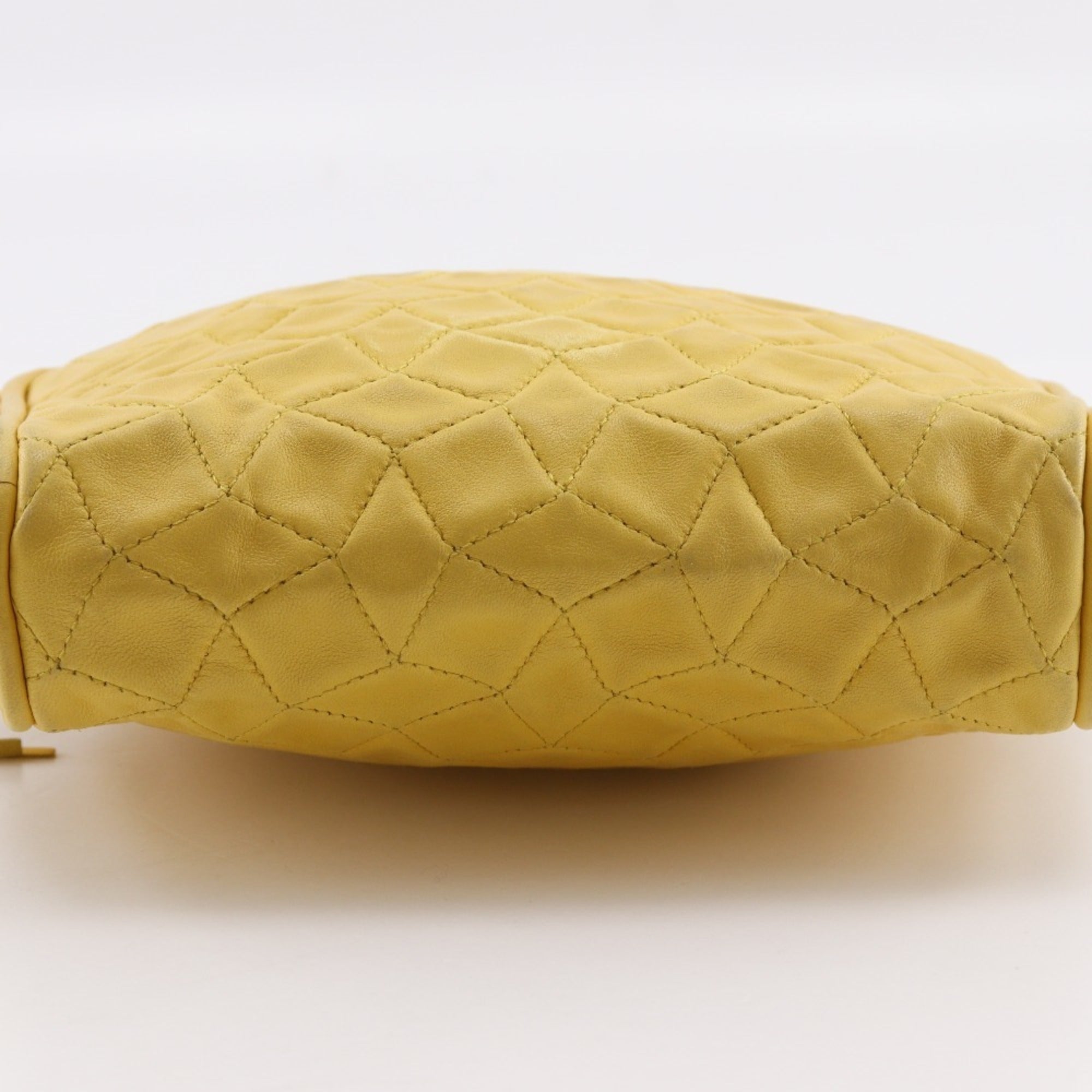 Bally Yellow Leather Shoulder Bag (Pre-Owned)