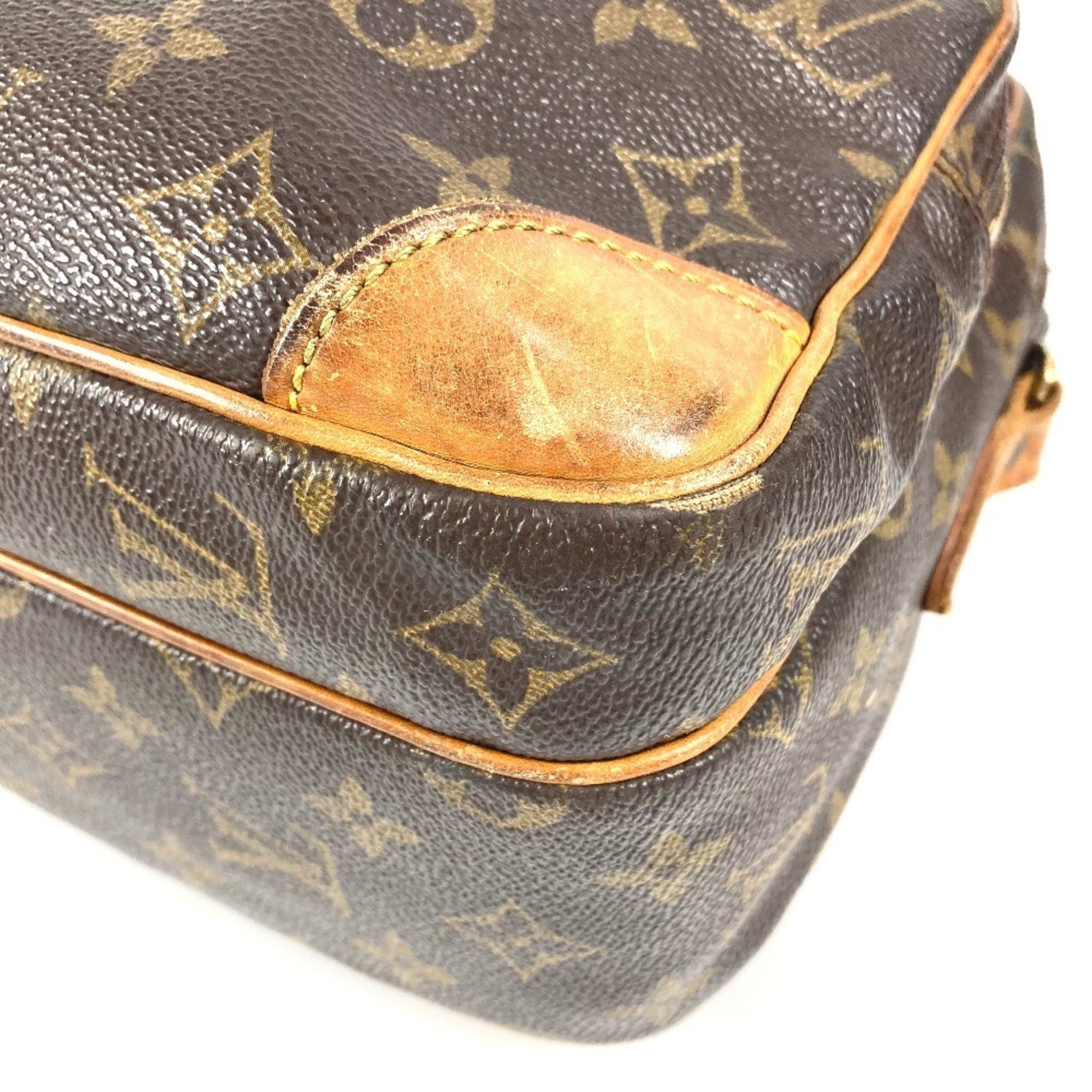 Louis Vuitton Brown Monogram Monogram Canvas Shoulder Bag (Pre-Owned)