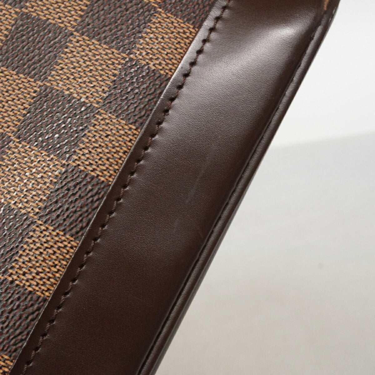 Louis Vuitton Ebene Handbag (Pre-Owned)