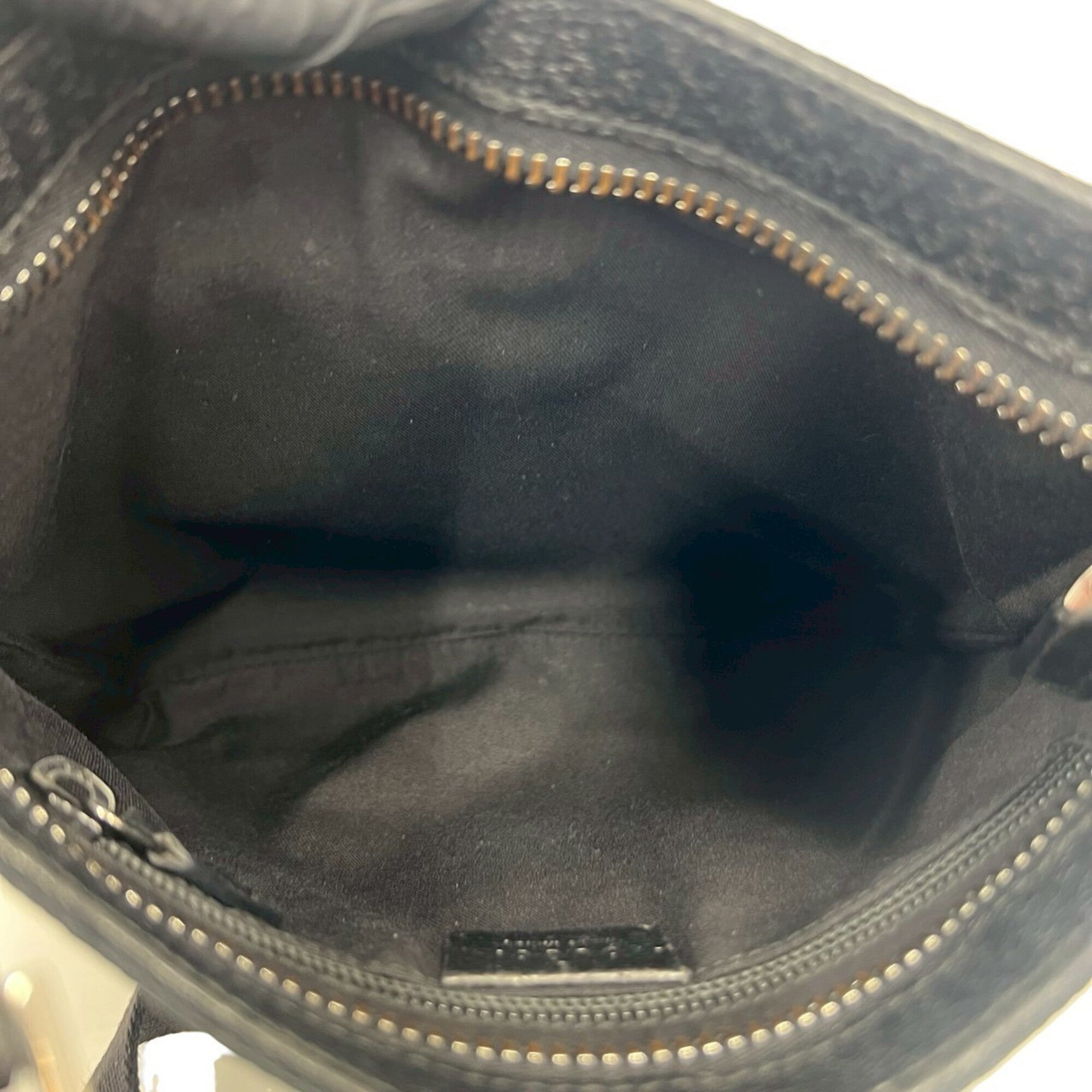 Gucci Black Canvas Leather Pochette Shoulder Bag (Pre-Owned)