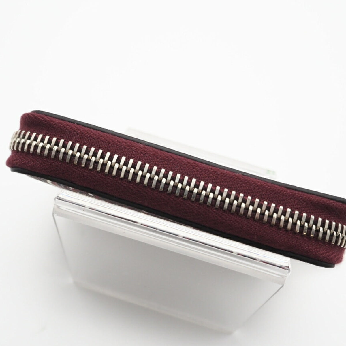 Gucci Bordeaux Navy White Leather Long Wallet (Bi-Fold) (Pre-Owned)