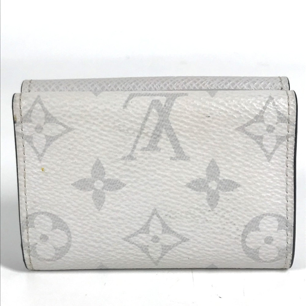 Louis Vuitton Taigarama Blanc White Taigarama Wallet (Tri-Fold) (Pre-Owned)