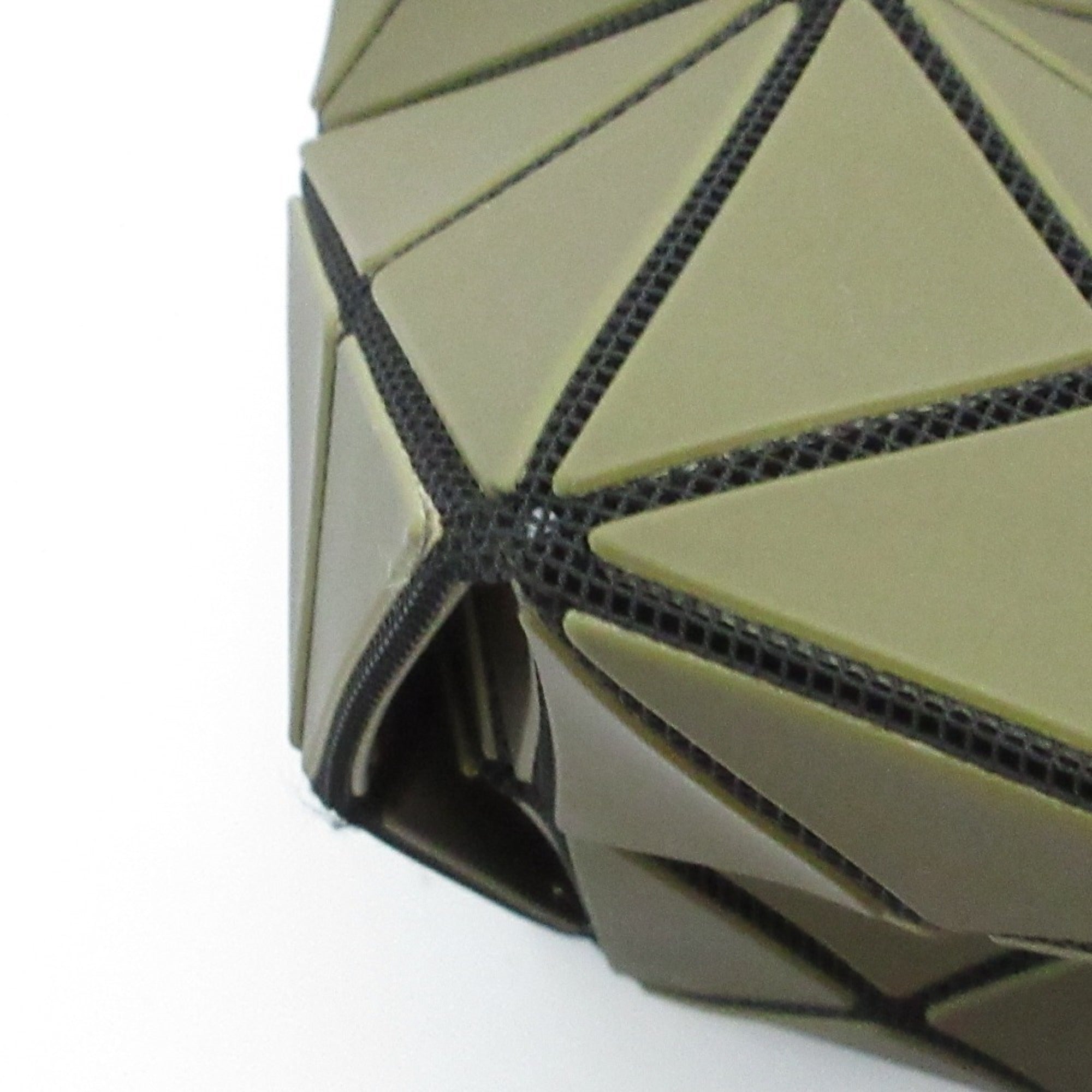 Bao Bao Issey Miyake Khaki Vinyl Polyester Nylon Brass Polyurethane Shoulder Bag (Pre-Owned)
