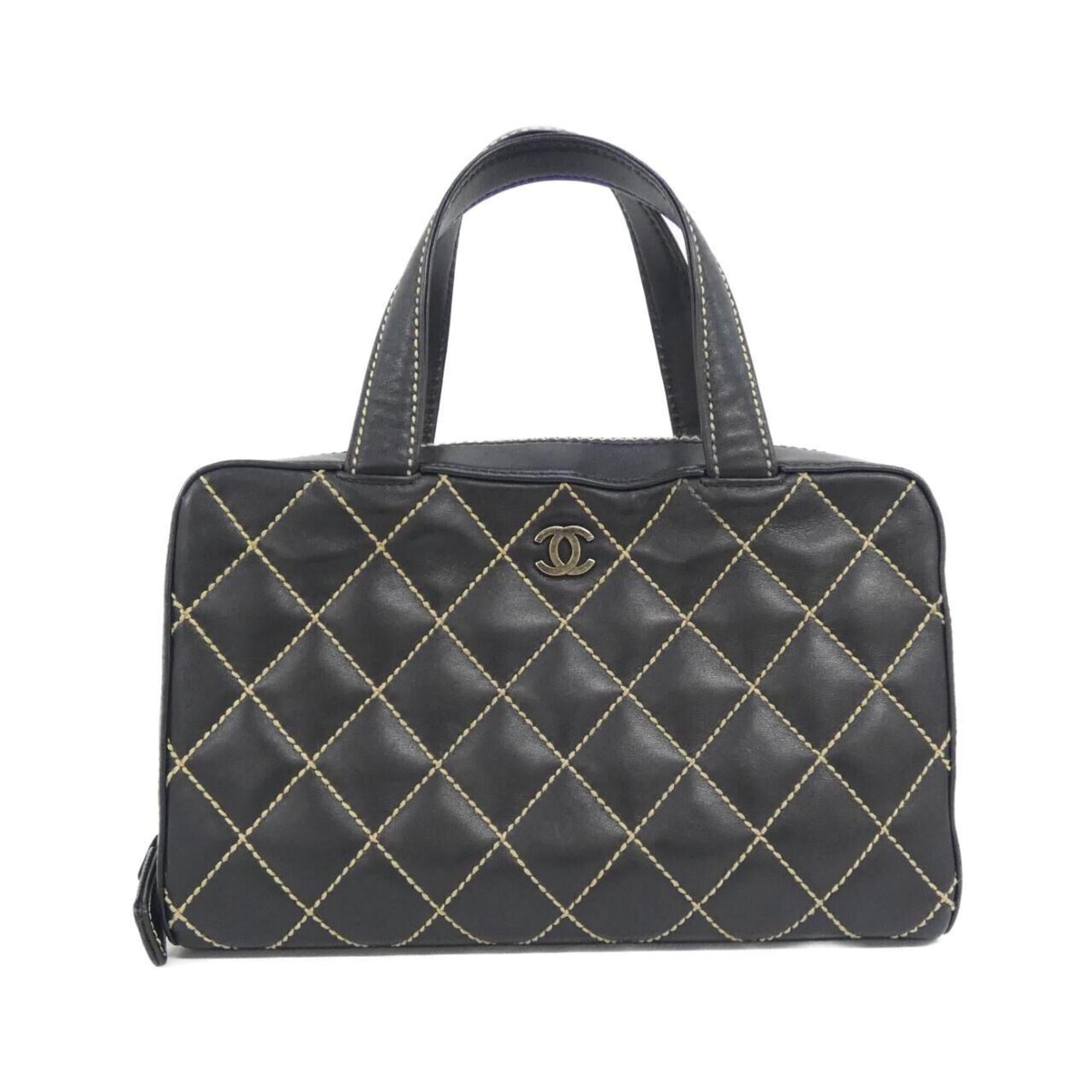 Chanel Beige Black Leather Handbag Pouch (Pre-Owned)