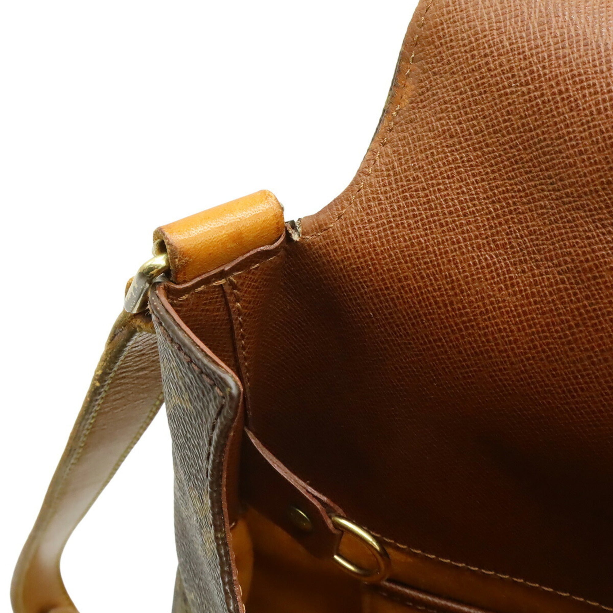 Louis Vuitton Brown Monogram Monogram Shoulder Bag (Pre-Owned)