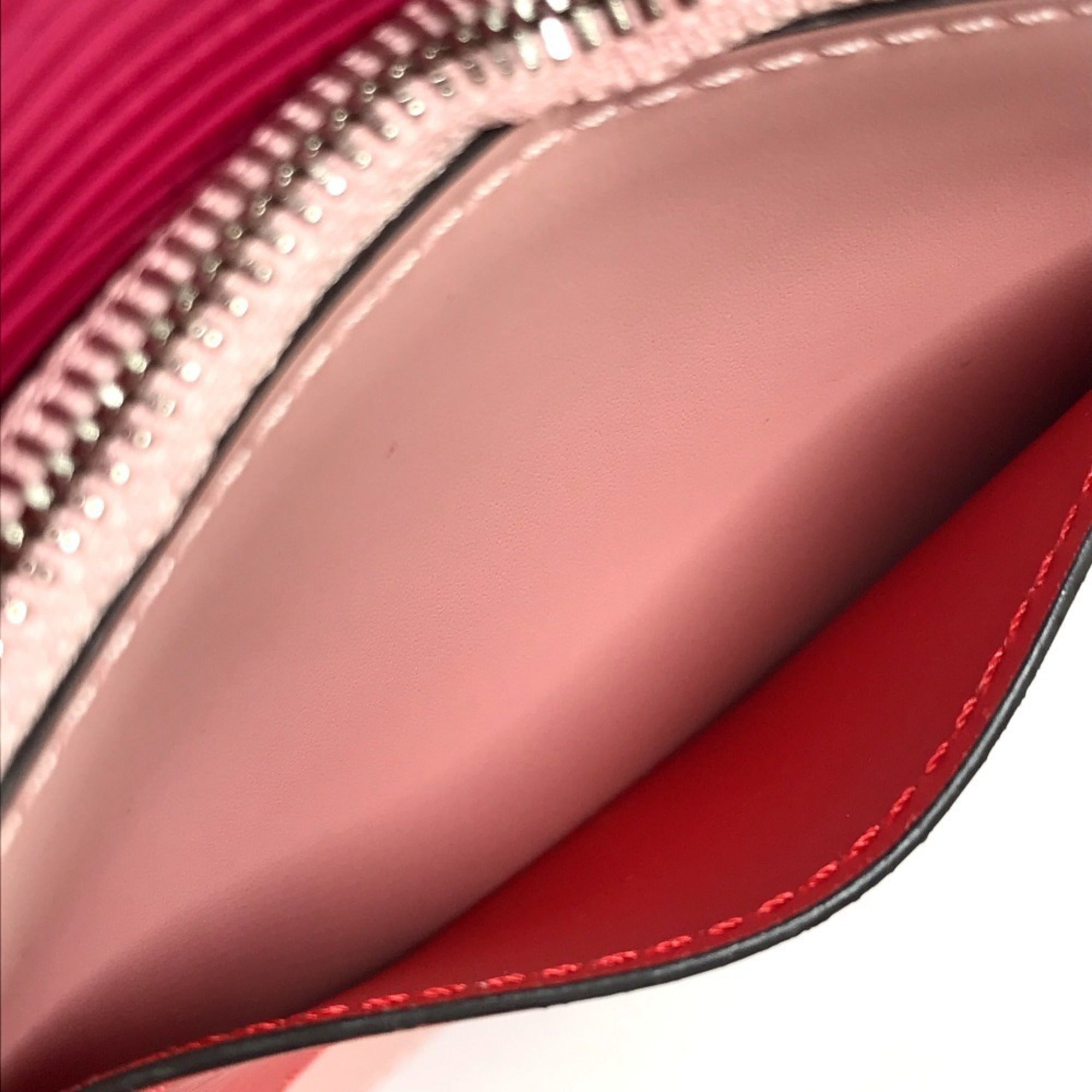 Louis Vuitton Coquelicots Pink Red Color Epi Leather Clutch Bag Handbag Pochette Pouch (Pre-Owned)