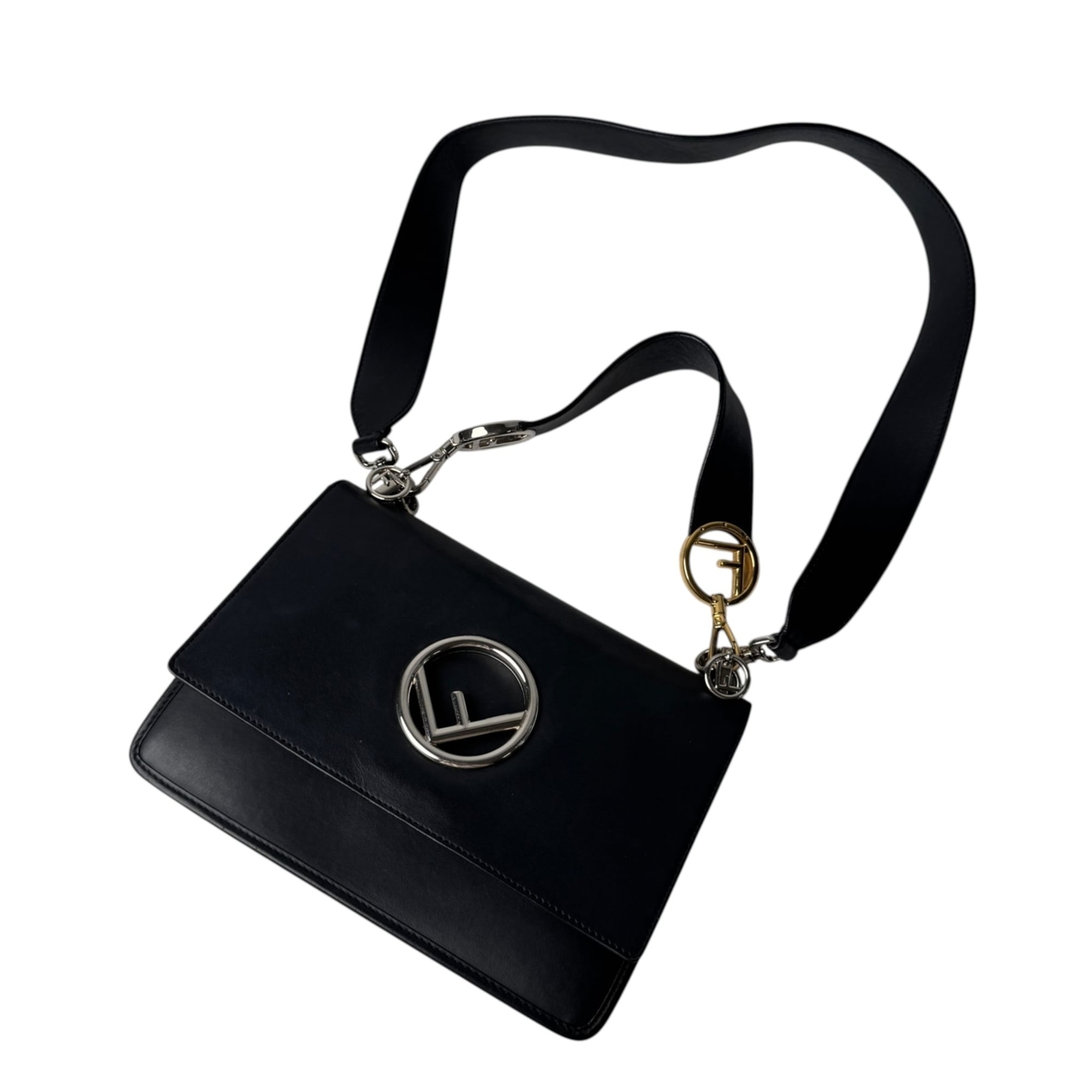 Fendi Black Leather Shoulder Bag (Pre-Owned)