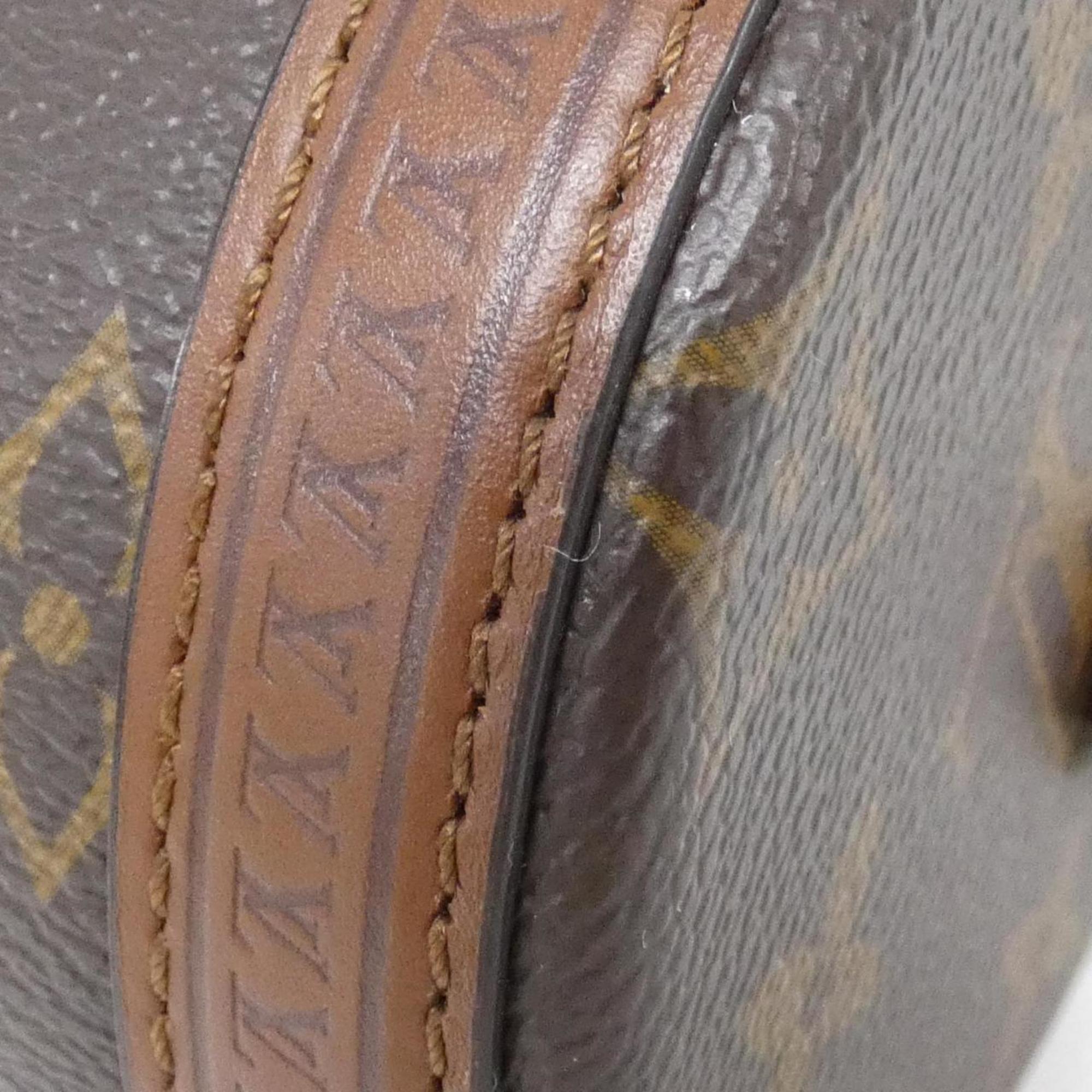 Louis Vuitton Marron Monogram Monogram Shoulder Bag (Pre-Owned)