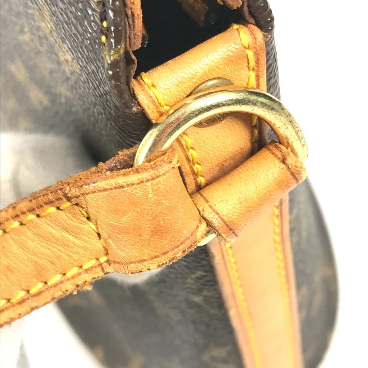 Louis Vuitton Brown Monogram Handbag Pochette Shoulder Bag (Pre-Owned)