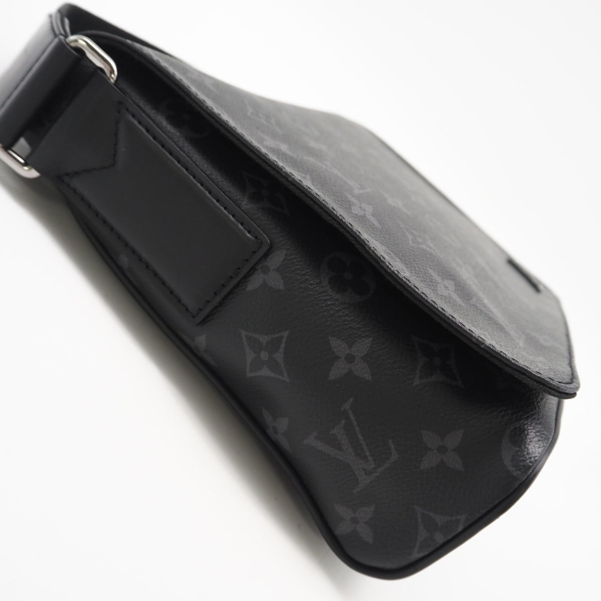 Louis Vuitton Monogram Eclipse Black Gray Coated Canvas Shoulder Bag (Pre-Owned)