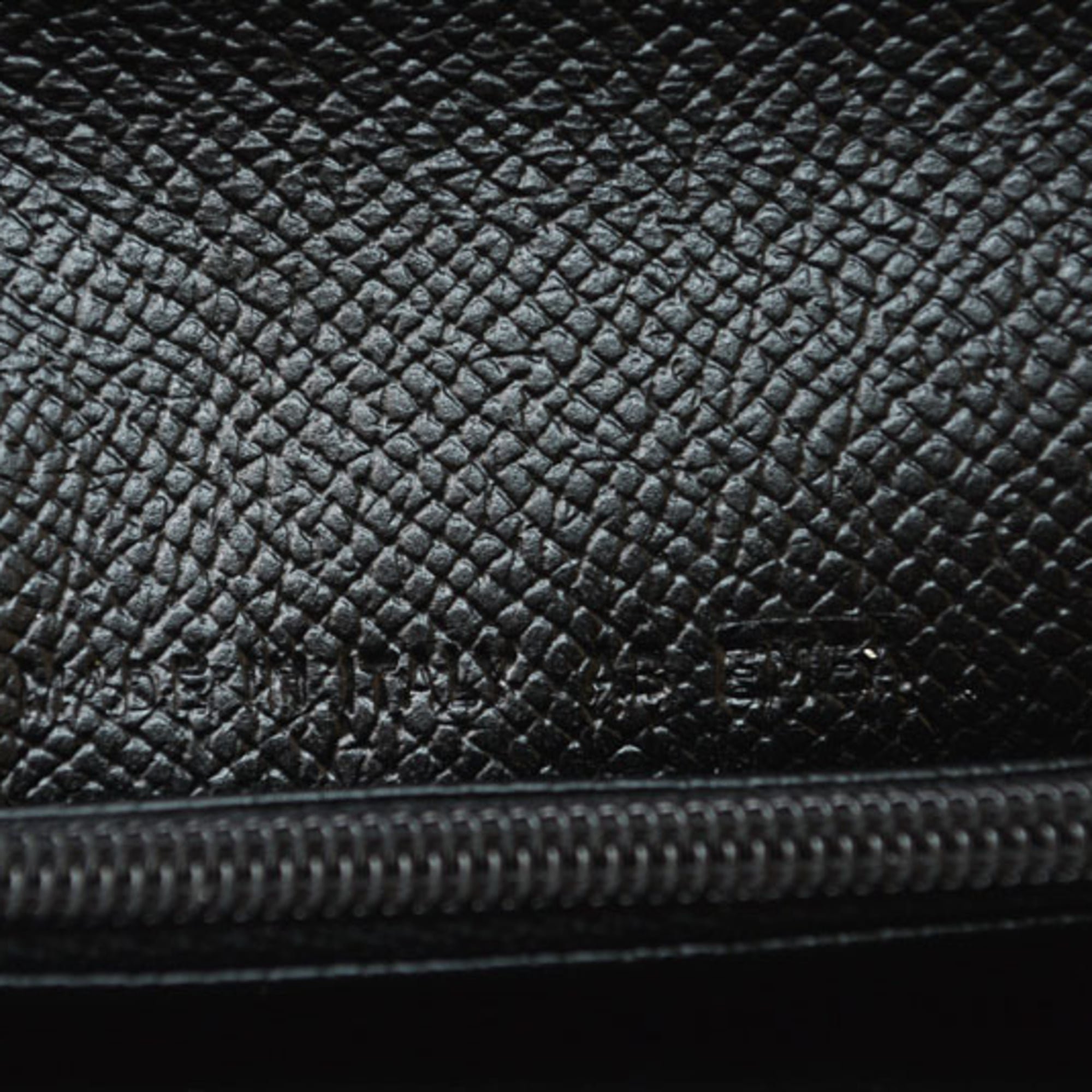 Bvlgari Black Leather Long Wallet (Bi-Fold) (Pre-Owned)