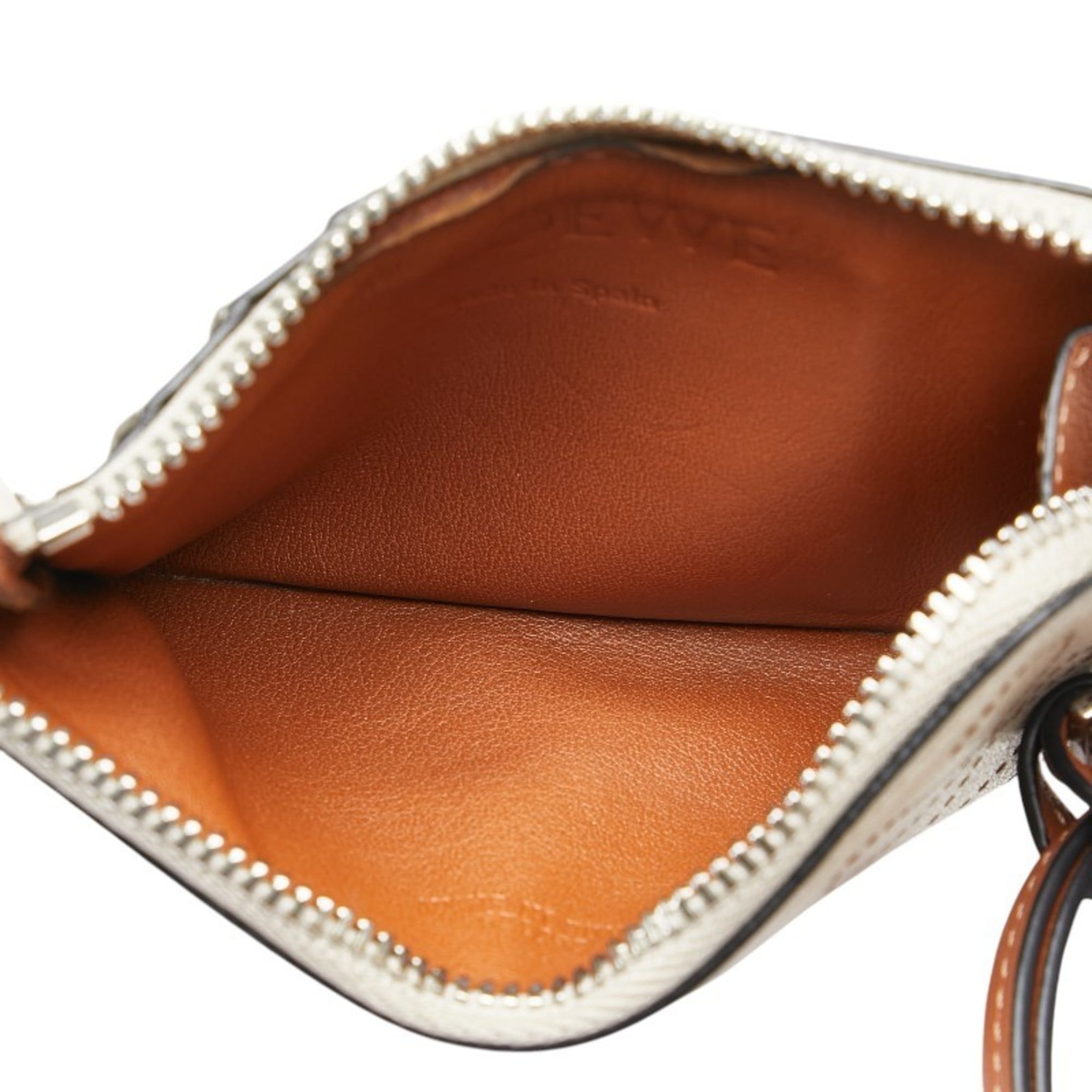 Loewe Beige Leather Long Wallet (Bi-Fold) (Pre-Owned)