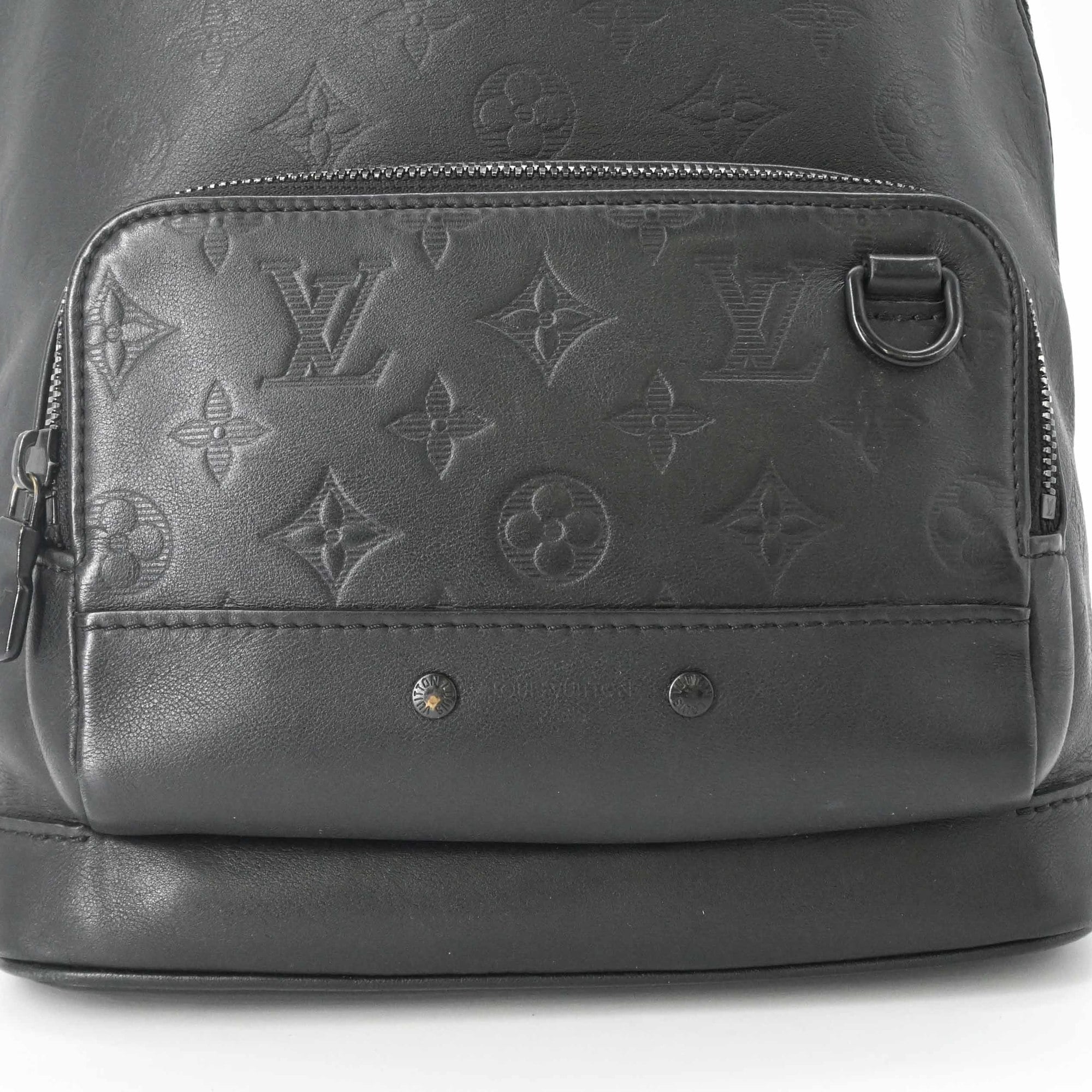 Louis Vuitton Black Leather Sling Bag (Pre-Owned)
