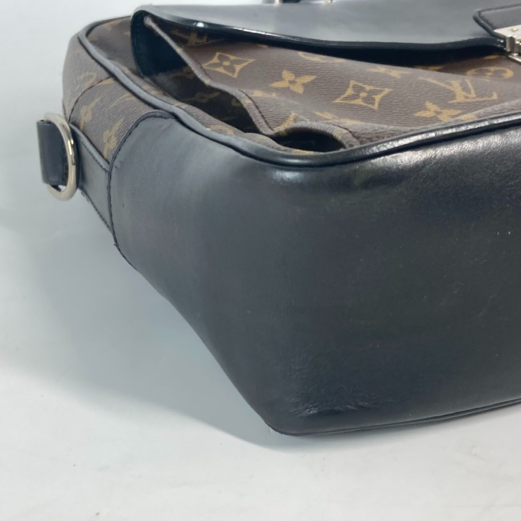 Louis Vuitton Black Brown Galle Monogram Leather Handbag (Pre-Owned)