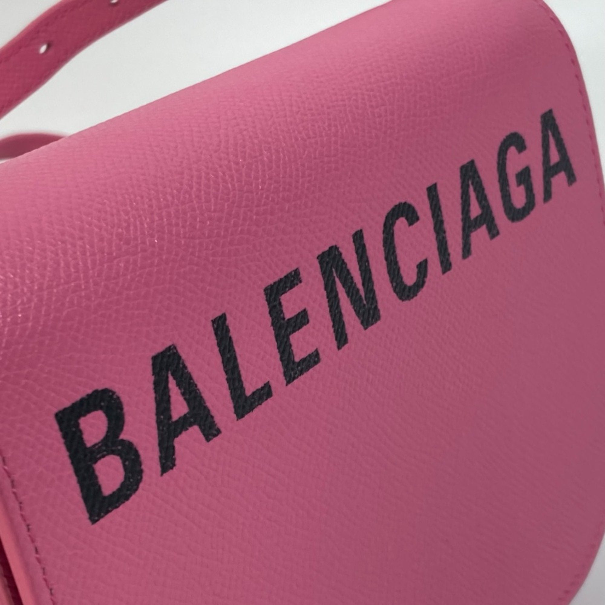 Balenciaga Pink Leather Shoulder Bag (Pre-Owned)