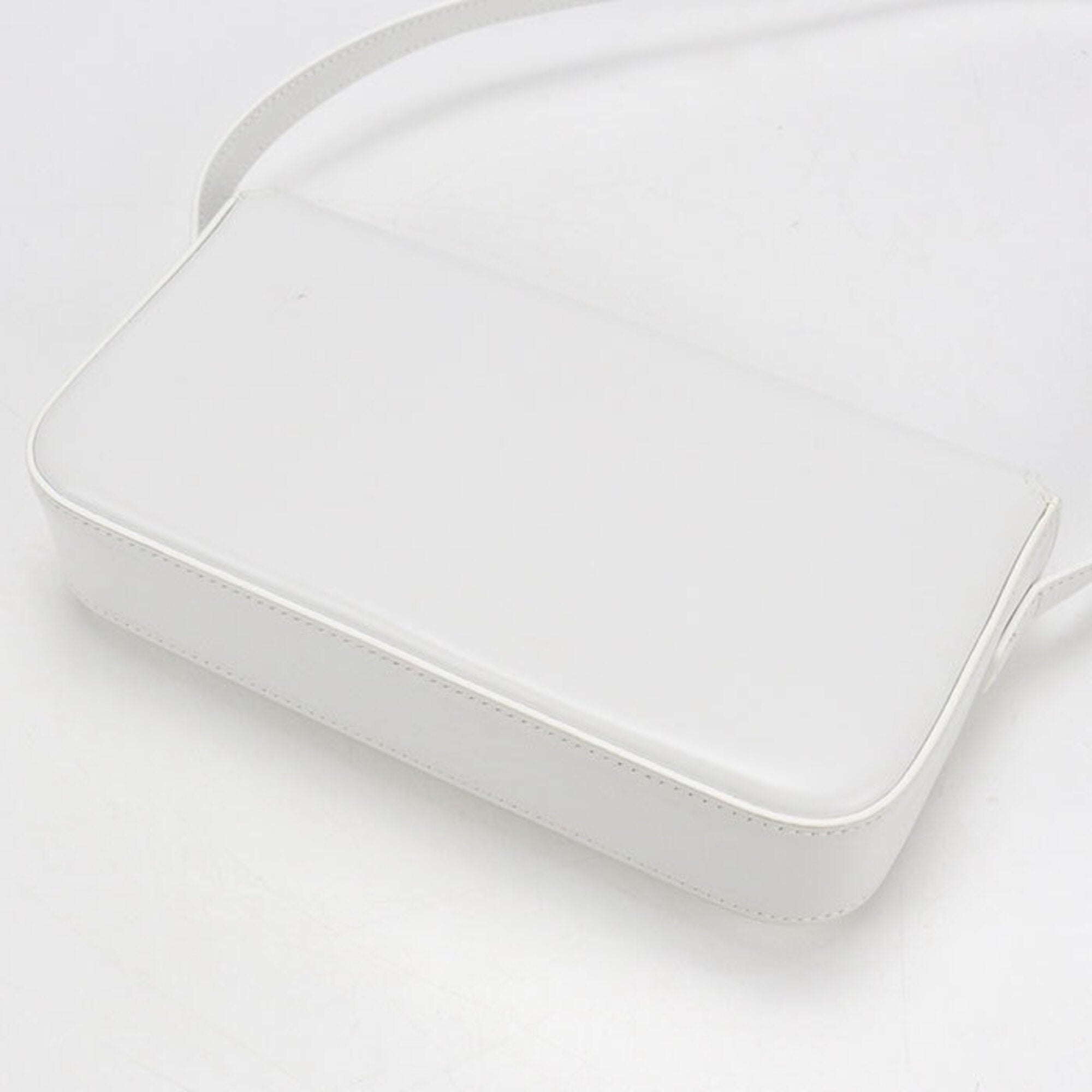 Celine White Leather Shoulder Bag (Pre-Owned)