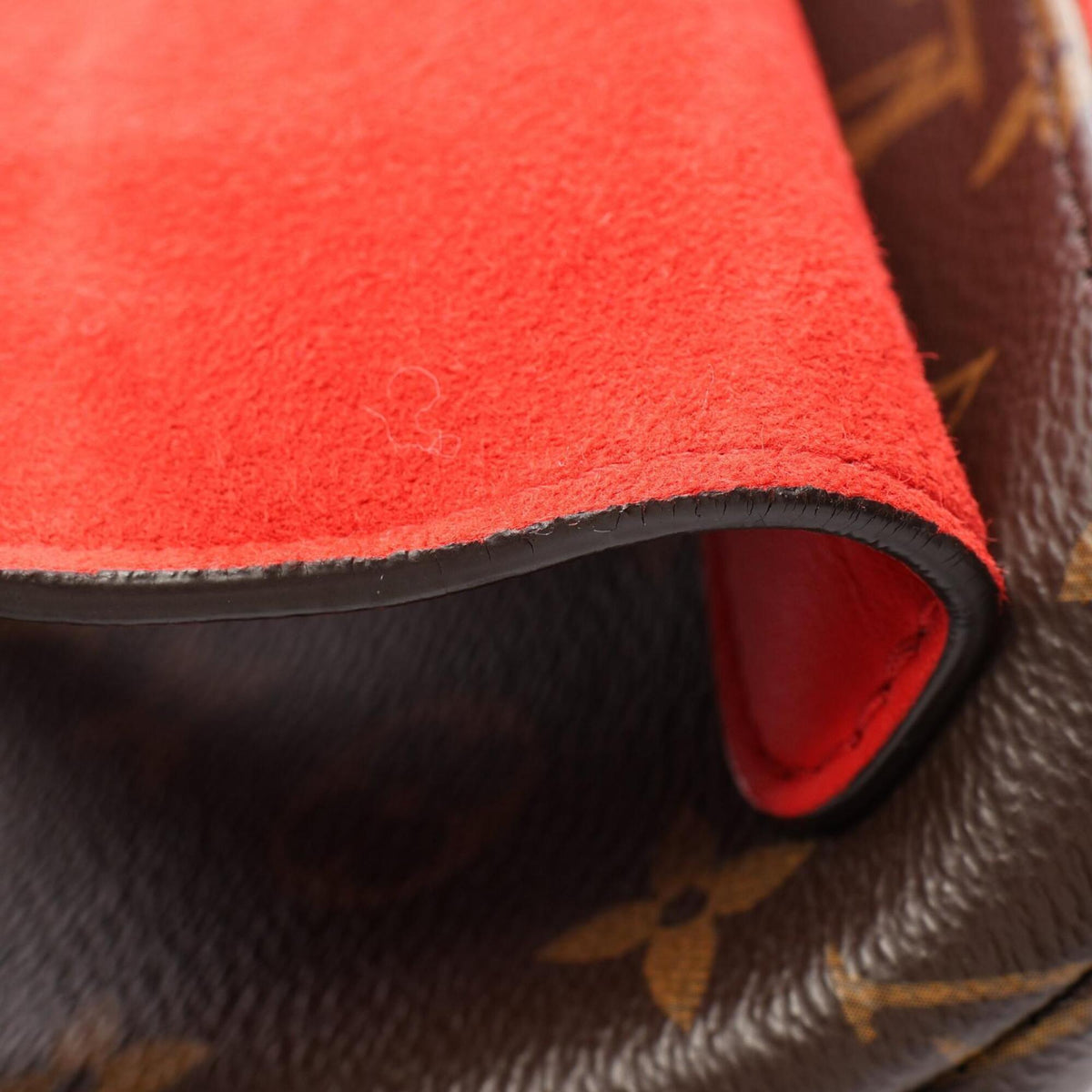 Louis Vuitton Brown Red Color Coated Canvas Leather Handbag (Pre-Owned)