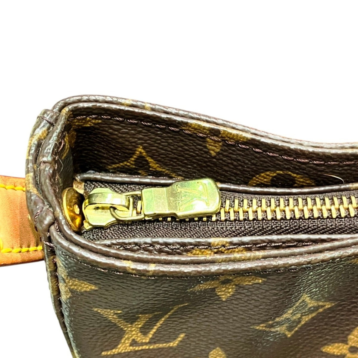 Louis Vuitton Monogram Brown Monogram Shoulder Bag (Pre-Owned)