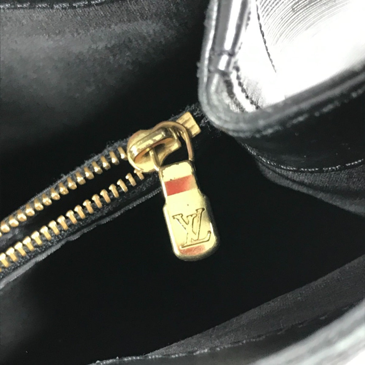Louis Vuitton Black Epi Leather Shoulder Bag Tote Bag (Pre-Owned)