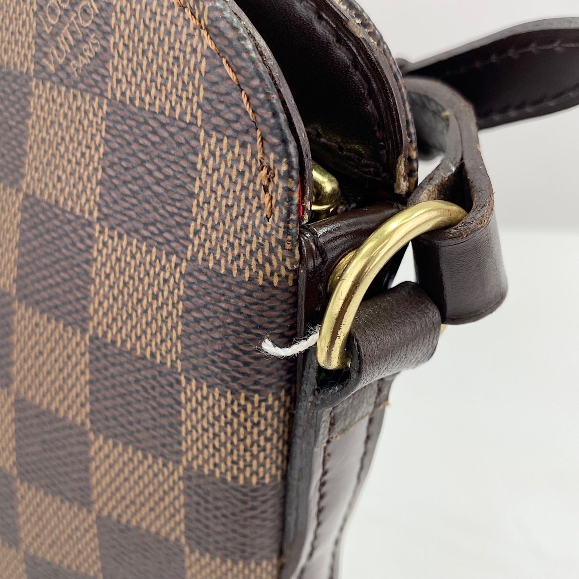 Louis Vuitton Brown Shoulder Bag (Pre-Owned)