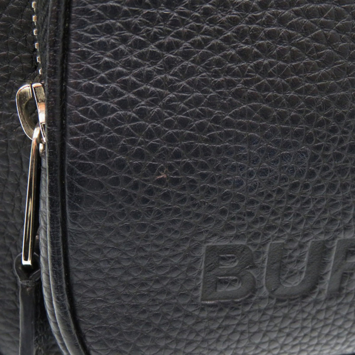 Burberry Black Leather Shoulder Bag (Pre-Owned)