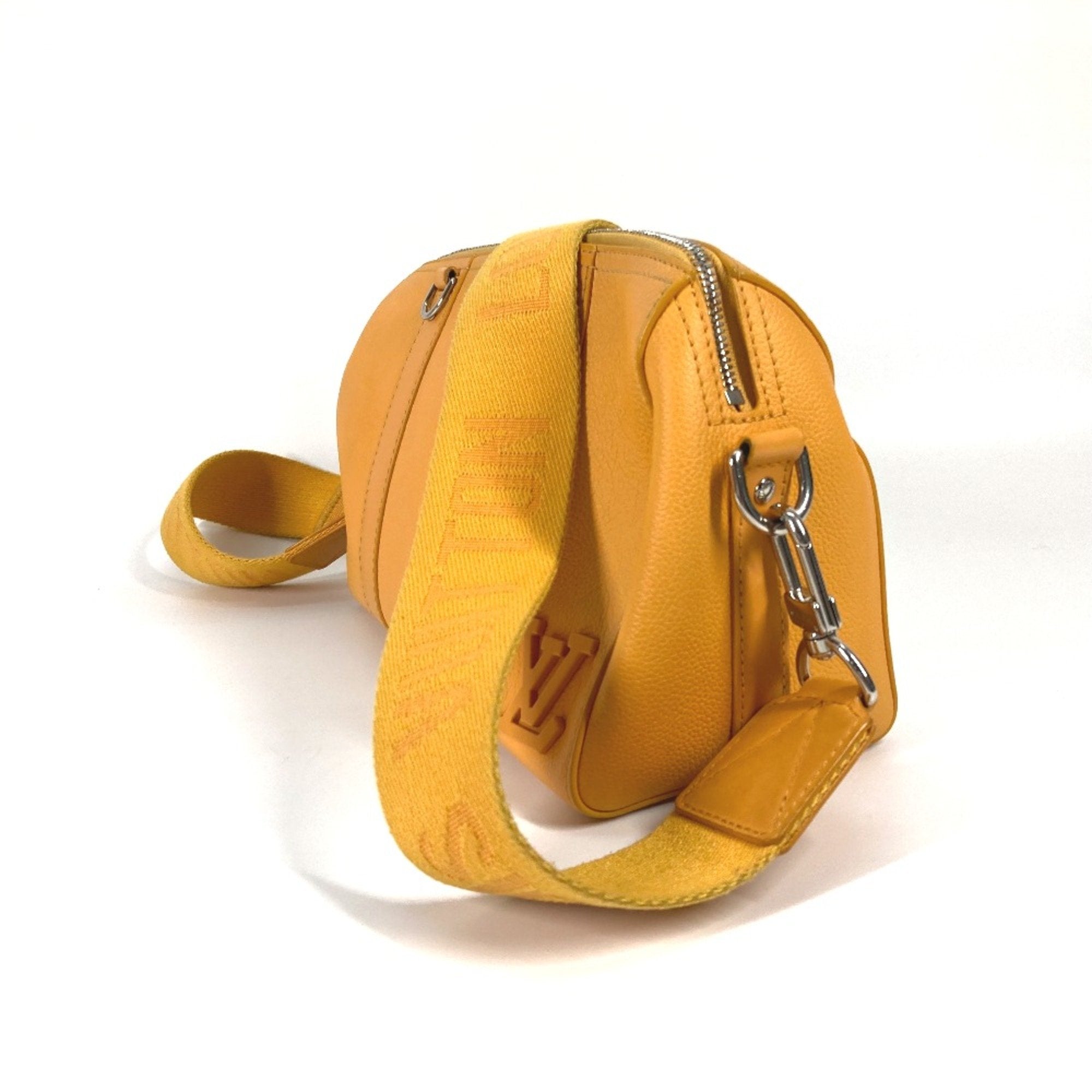 Louis Vuitton Yellow Leather Shoulder Bag (Pre-Owned)