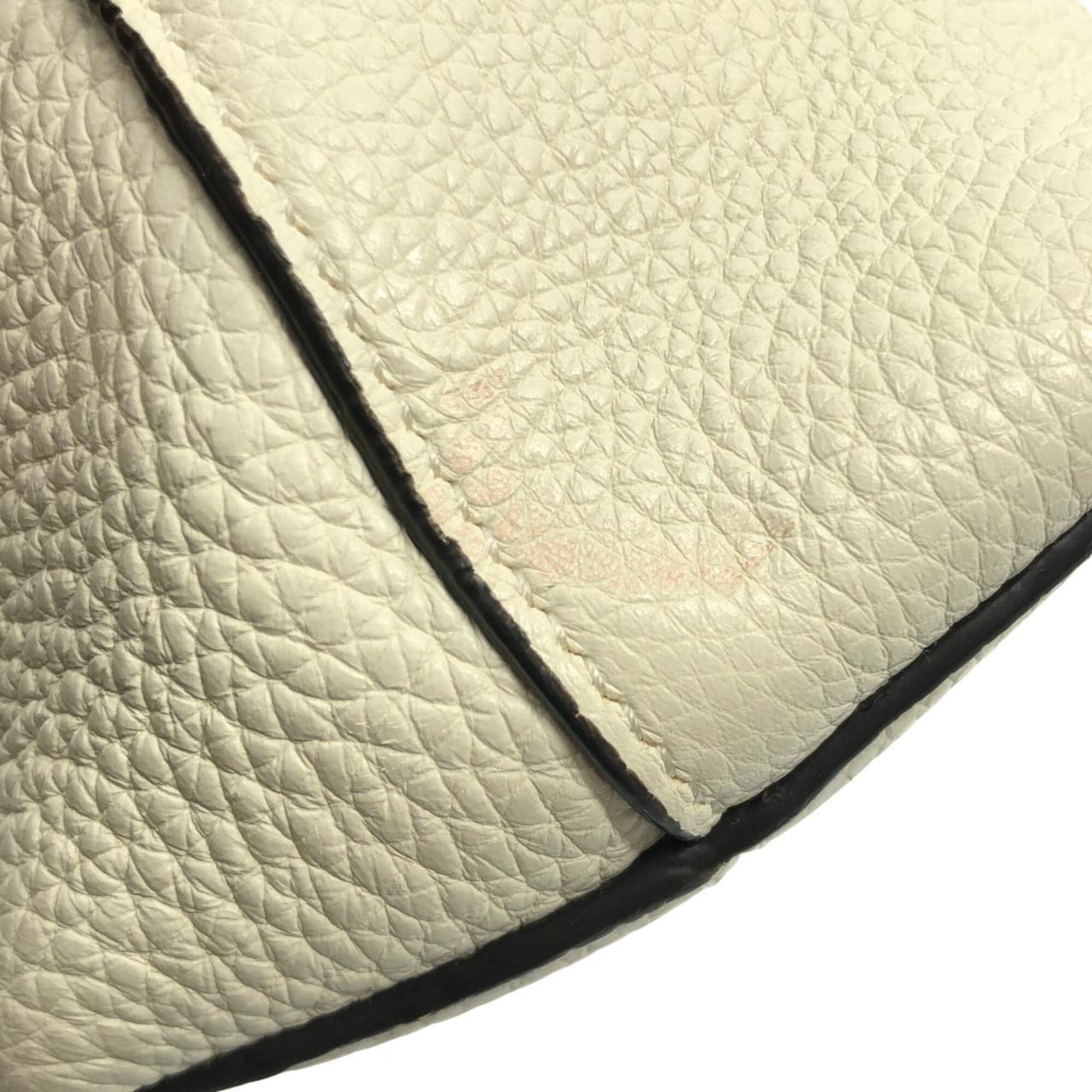 Fendi Silver White Leather Handbag (Pre-Owned)
