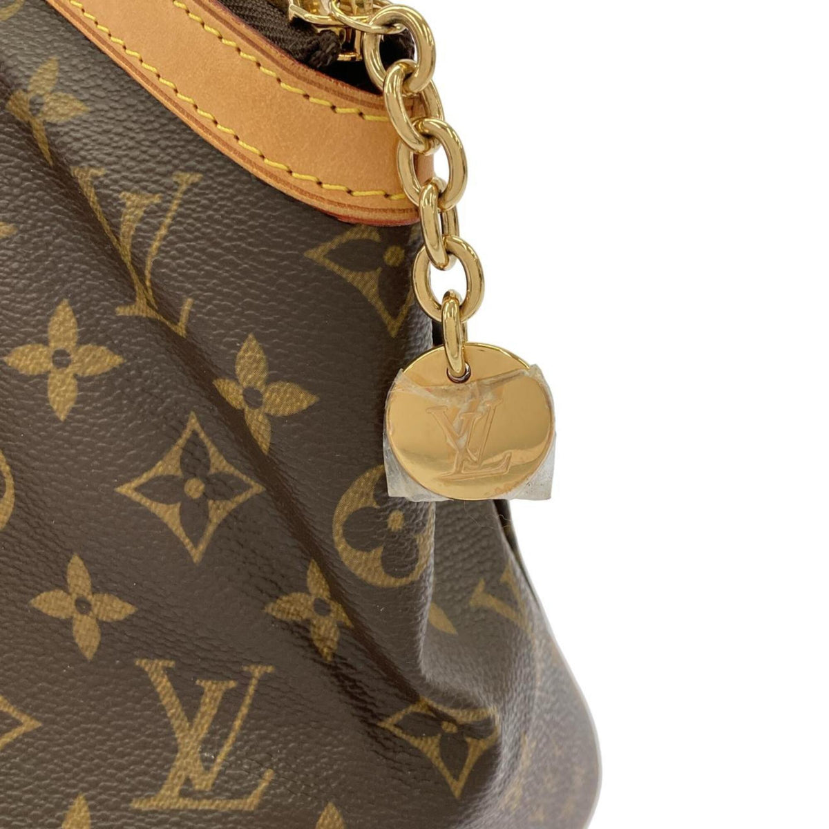 Louis Vuitton Marron Coated Canvas Shoulder Bag (Pre-Owned)