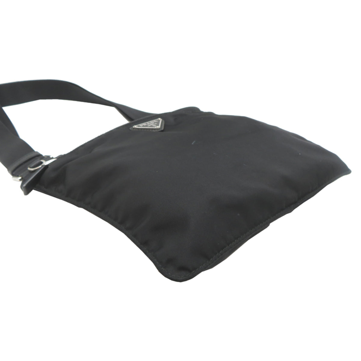 Prada Black Nylon Shoulder Bag (Pre-Owned)