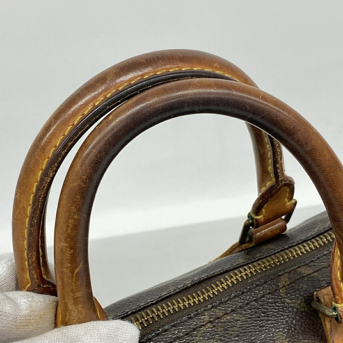 Louis Vuitton Brown Handbag (Pre-Owned)