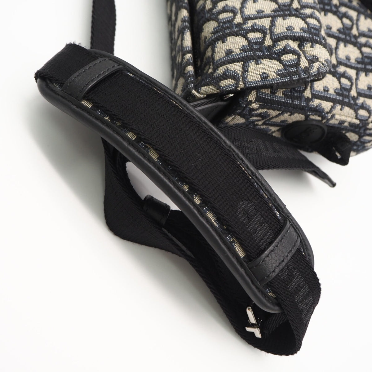 Christian Dior Beige Navy Canvas Messenger Bag Shoulder Bag (Pre-Owned)
