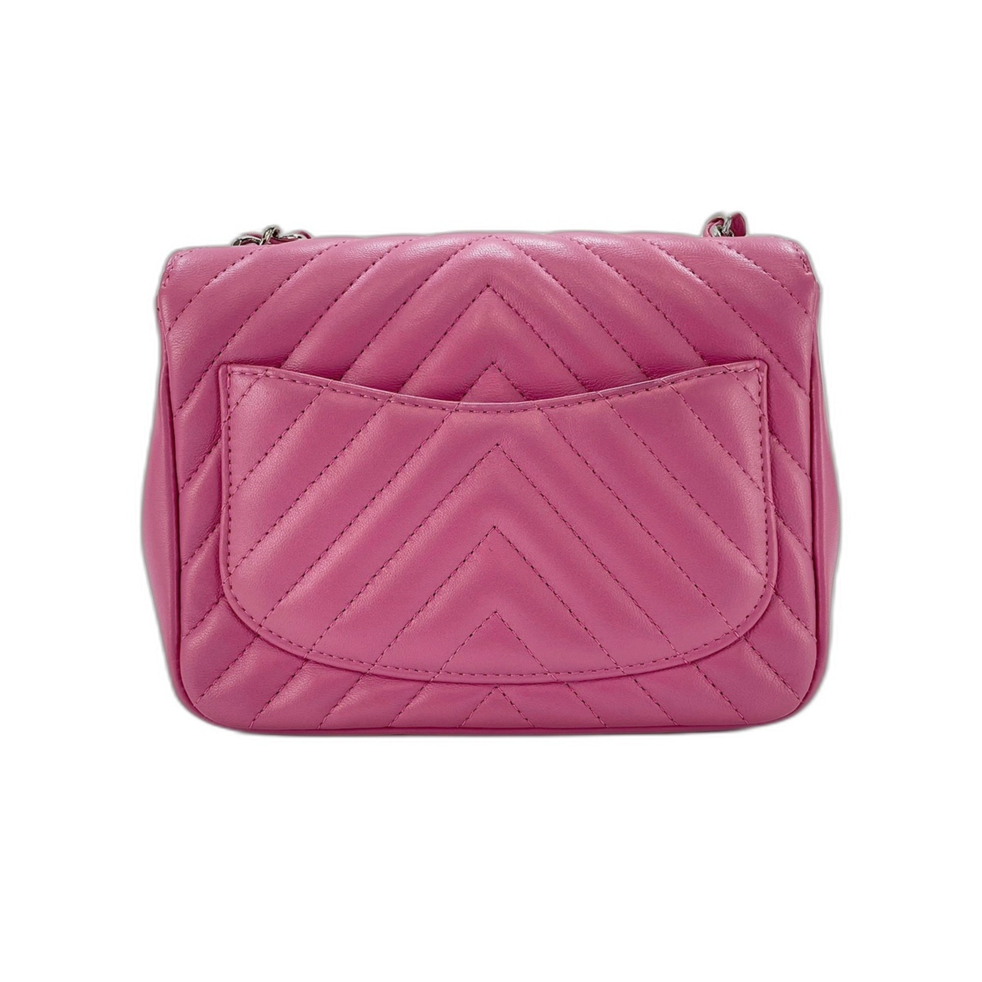 Chanel Pink Shoulder Bag (Pre-Owned)