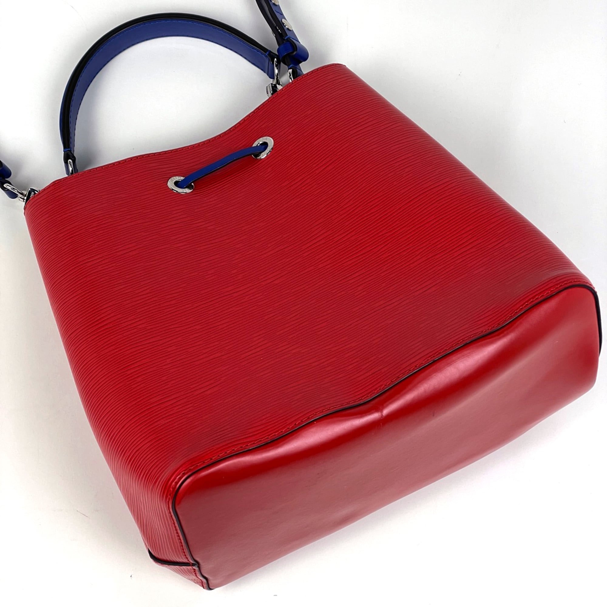 Louis Vuitton Coquelicots Red Color Epi Leather Handbag Shoulder Bag (Pre-Owned)