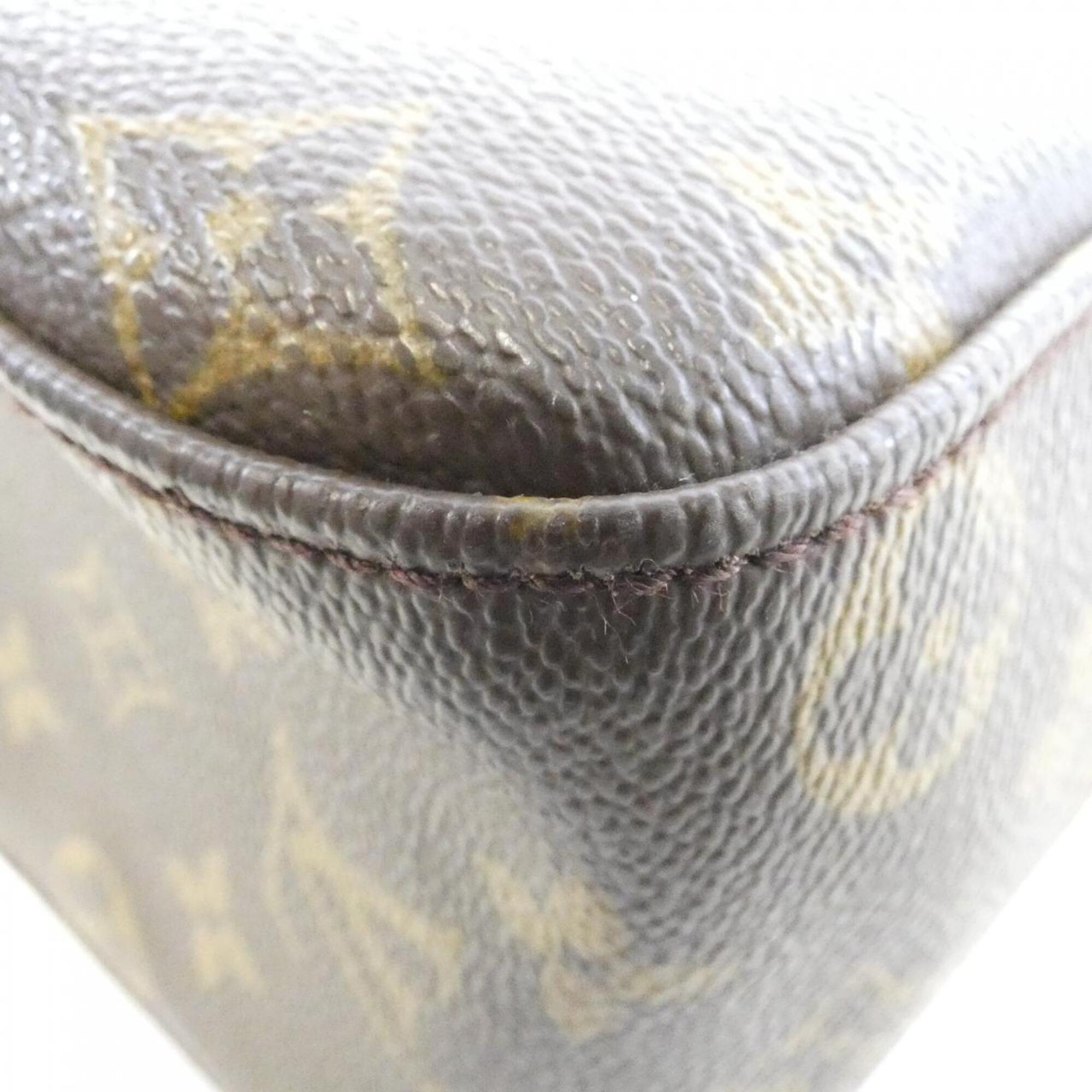 Louis Vuitton Marron Coated Canvas Shoulder Bag (Pre-Owned)