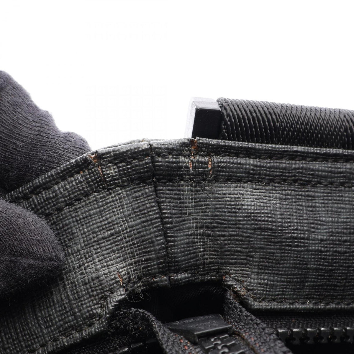 Gucci Black Gray Gg Supreme Handbag Shoulder Bag (Pre-Owned)