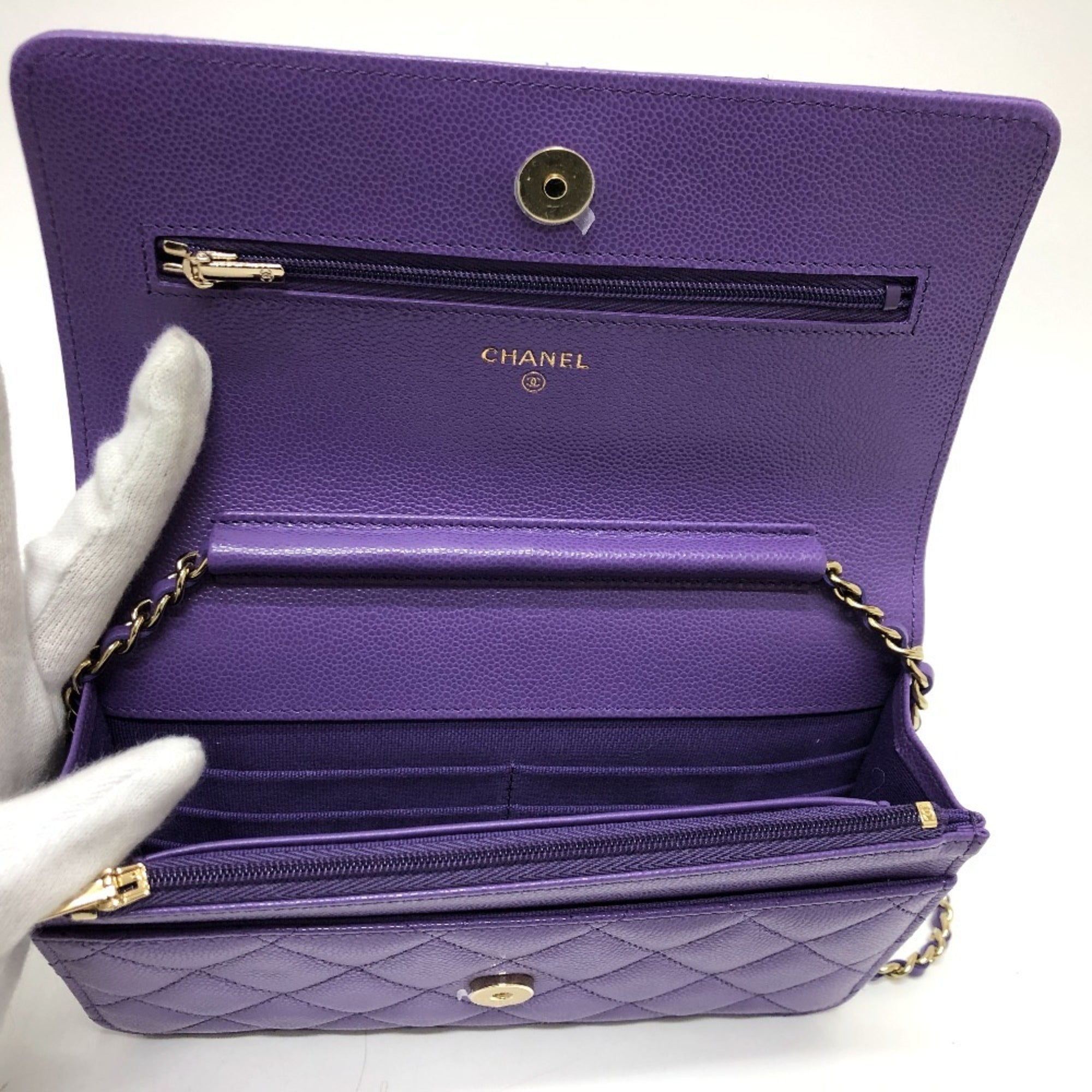 Chanel Matelasse Purple Caviar Leather Shoulder Bag (Pre-Owned)