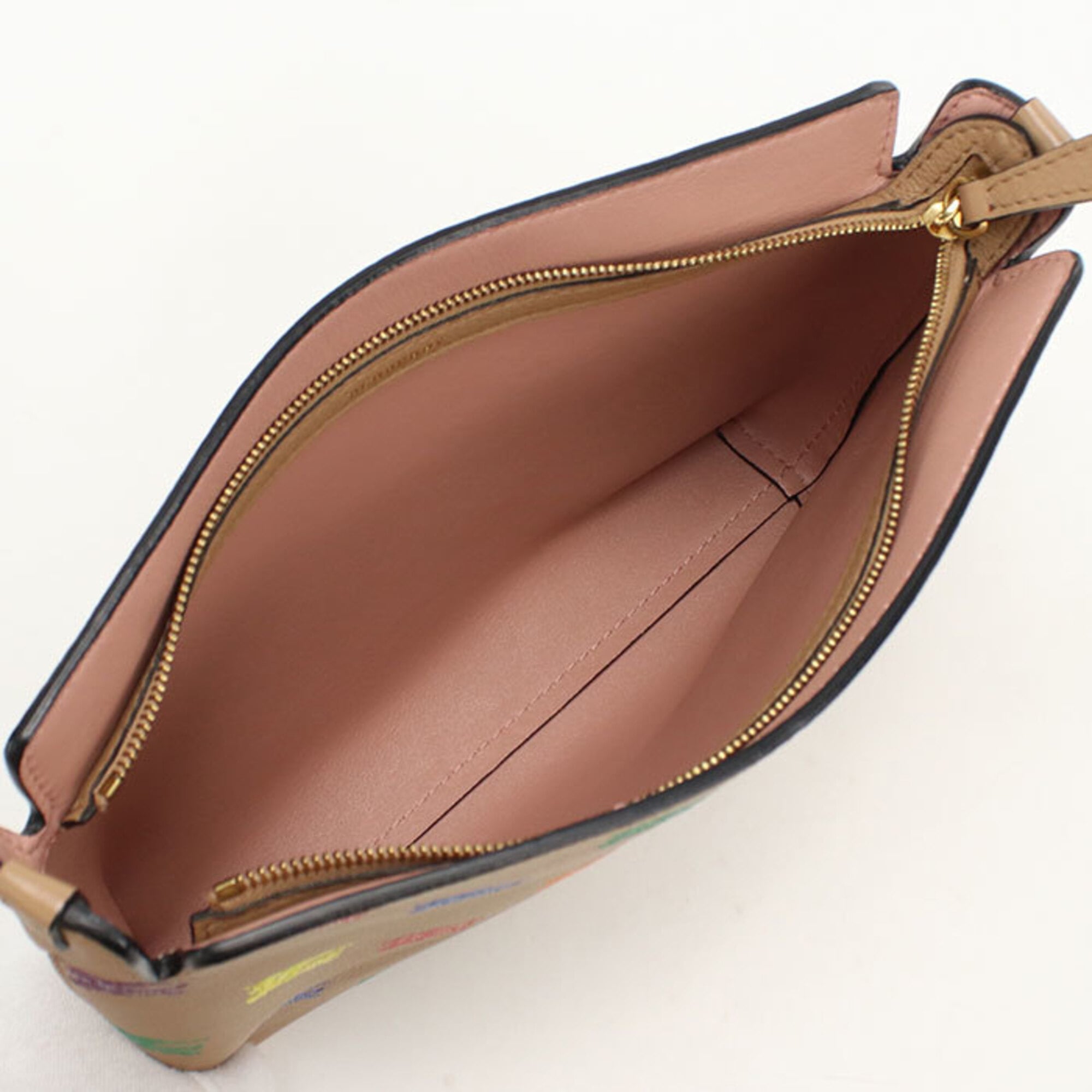 Burberry Brown Leather Clutch Bag (Pre-Owned)