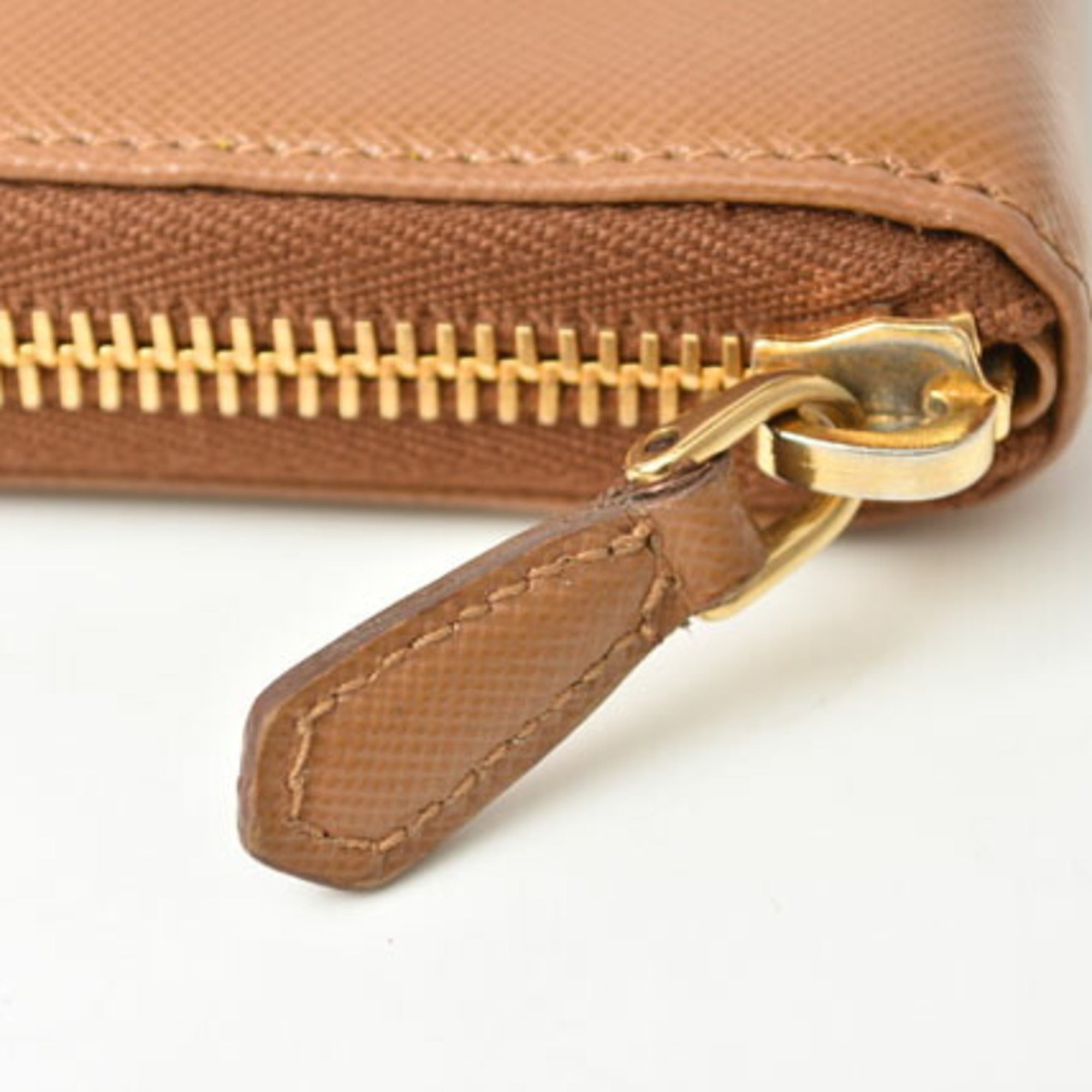 Prada Brown Saffiano Metal Wallet (Bi-Fold) (Pre-Owned)