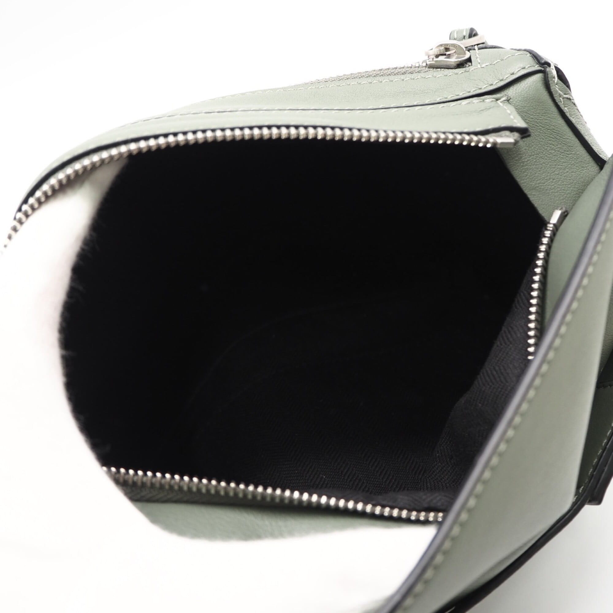 Loewe Puzzle Green Leather Sling Bag (Pre-Owned)