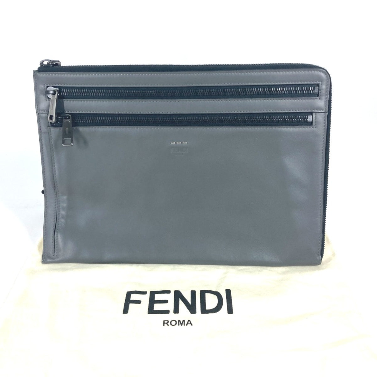 Fendi Gray Leather Clutch Bag (Pre-Owned)